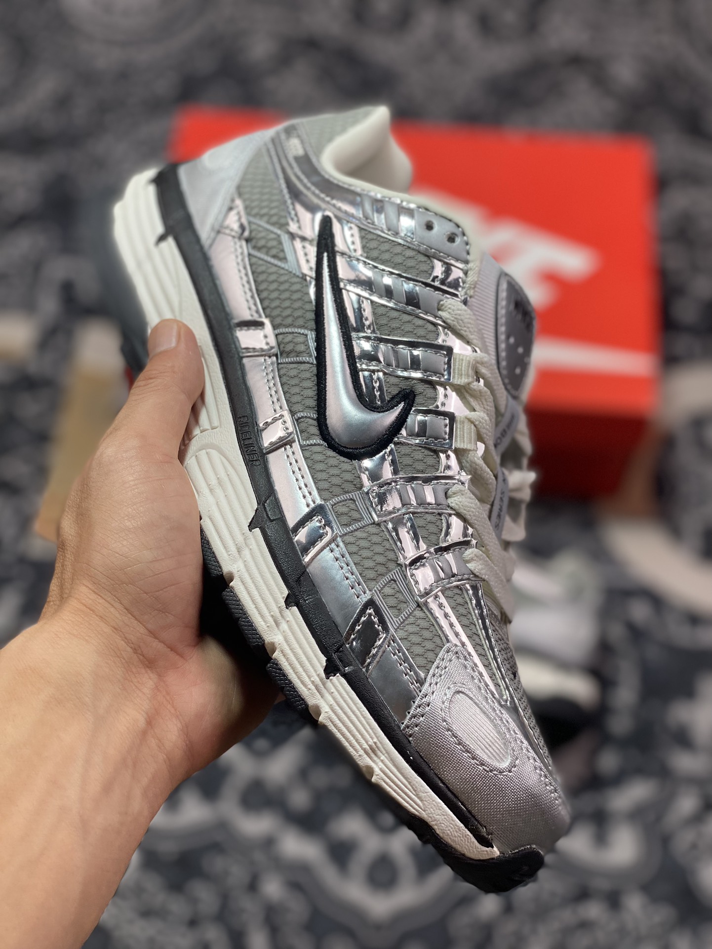 耐克Nike P-6000 Premium”Metallic Silver”系列低帮复古慢跑鞋“金属液态银黑”CN0149-001