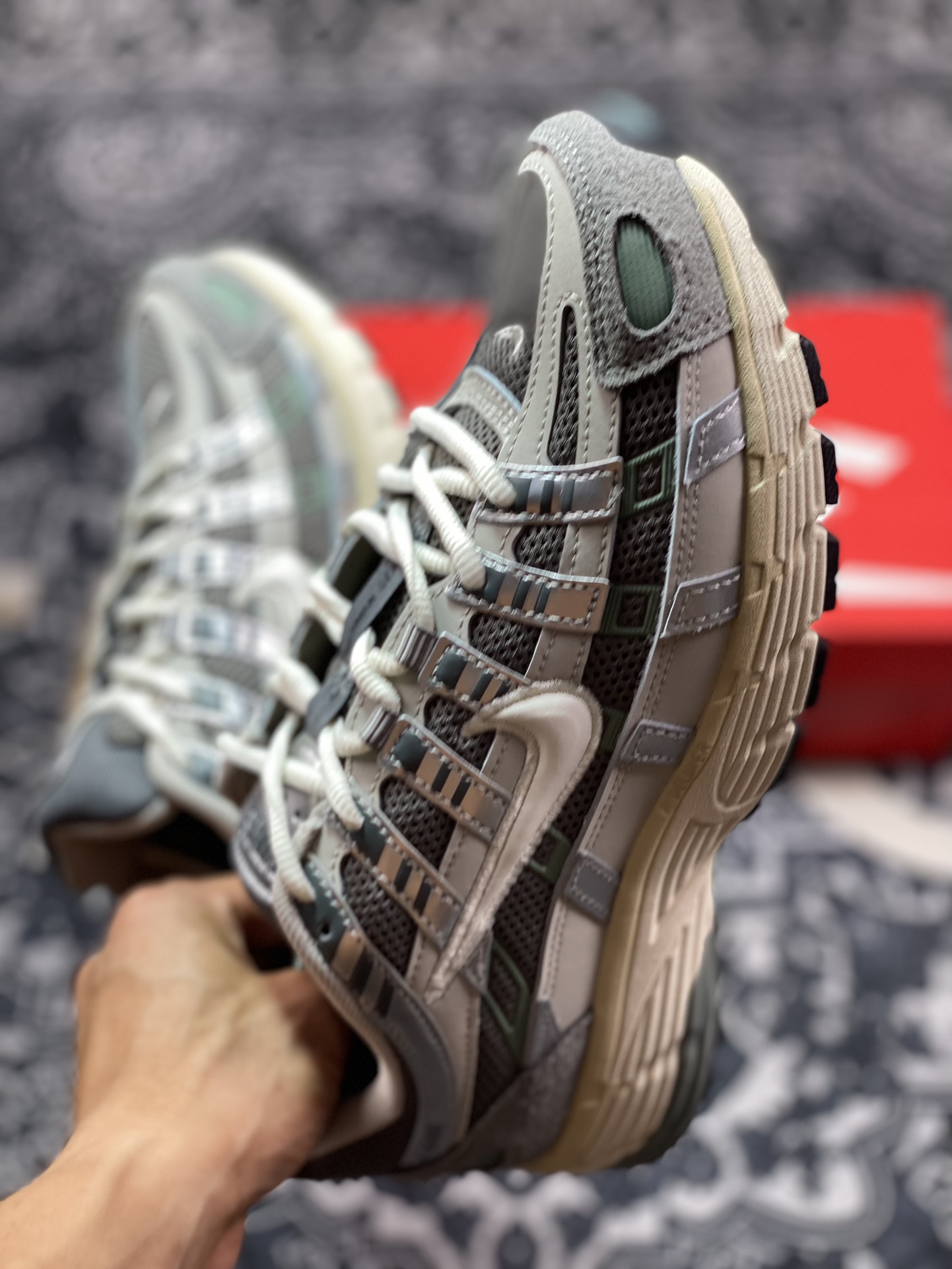 耐克Nike P-6000”Flat Pewter Light Iron ”系列低帮舒适慢跑鞋“深灰银椰奶白”FN7509-029