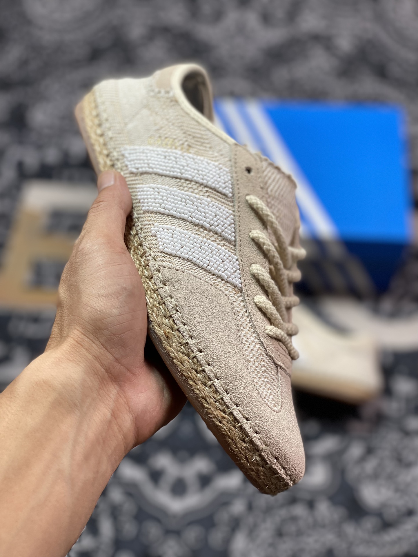 CLOT x Adidas Gazelle”Halo Ivory”羚羊内训系列低帮复古板鞋“联名米白编织”IH3144