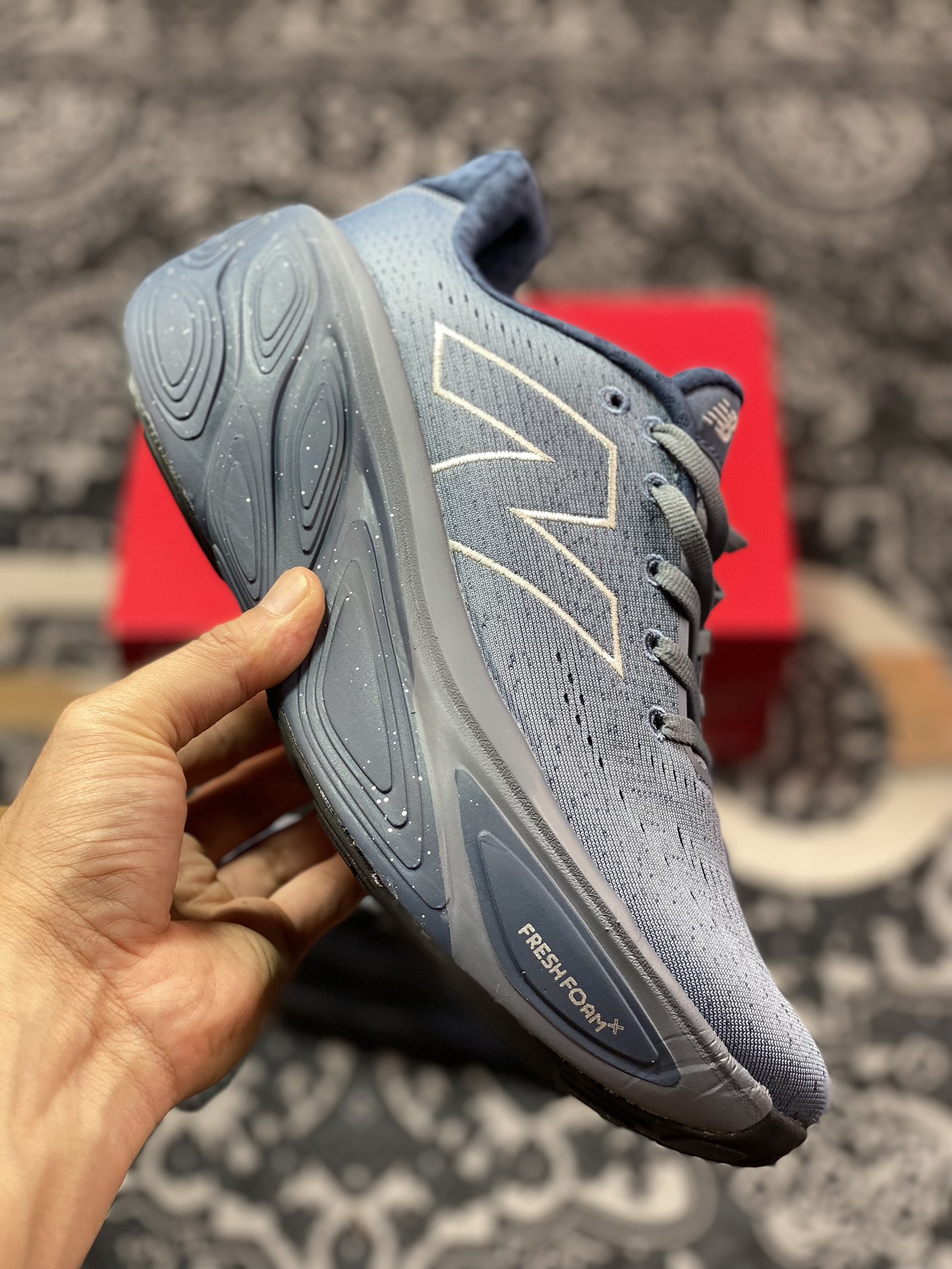 NB新百伦New Balance Fresh Foam X More V5 莫尔V5系列低帮运动慢跑鞋“网织深海蓝银”MMPTGA6