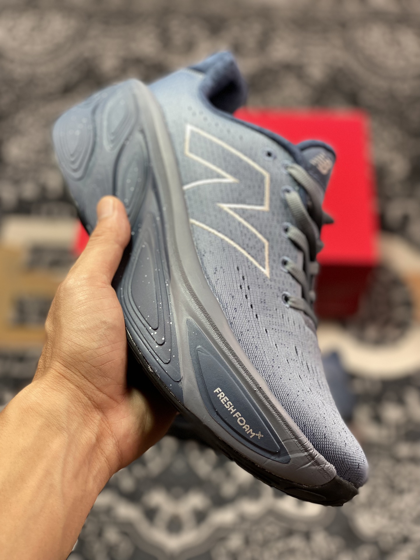 NB新百伦New Balance Fresh Foam X More V5 莫尔V5系列低帮运动慢跑鞋“网织深海蓝银”MMPTGA6