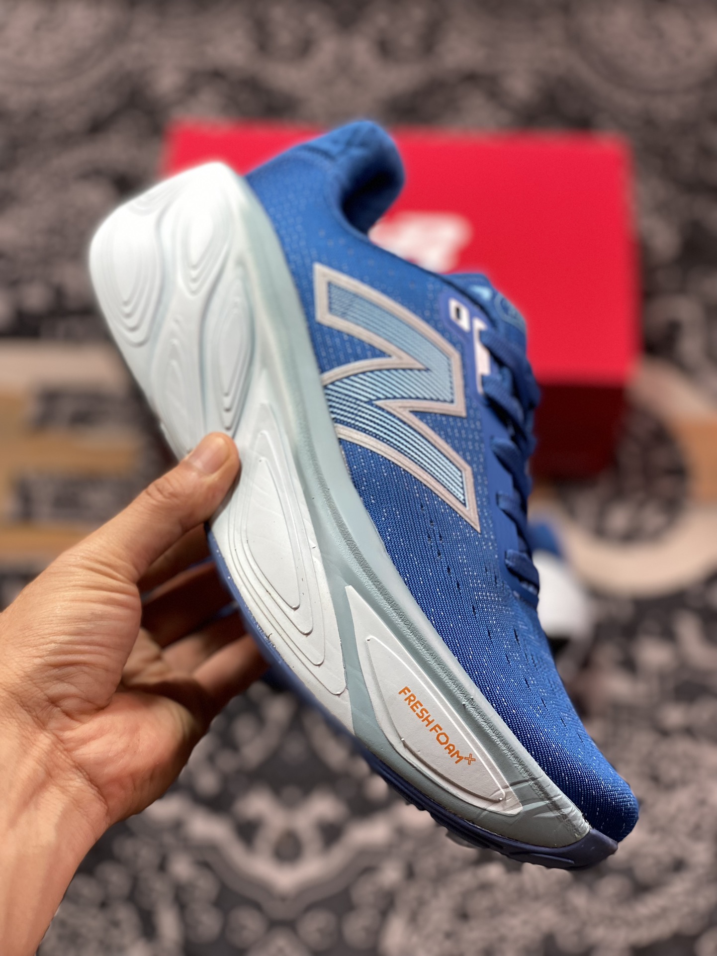 NB新百伦New Balance Fresh Foam X More V5 莫尔V5系列低帮慢跑鞋“网织蓝灰白”MMORLB5