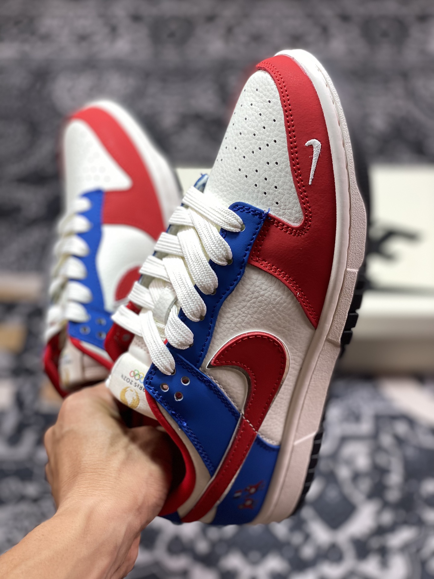 Nike SB Dunk Low”Paris2024”扣篮系列低帮滑板板鞋“联名白蓝红巴黎奥运会”XB3802-354