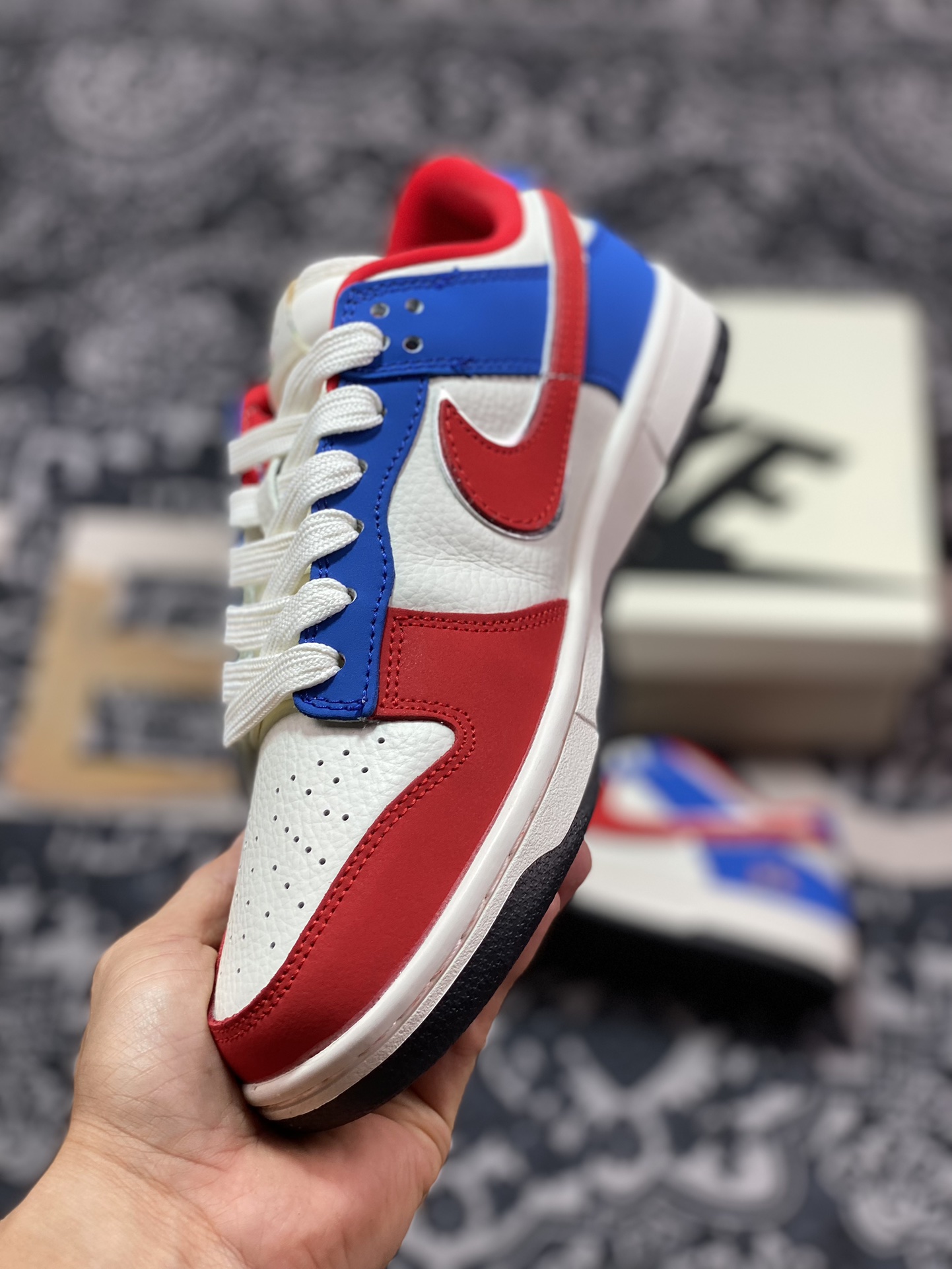 Nike SB Dunk Low”Paris2024”扣篮系列低帮滑板板鞋“联名白蓝红巴黎奥运会”XB3802-354