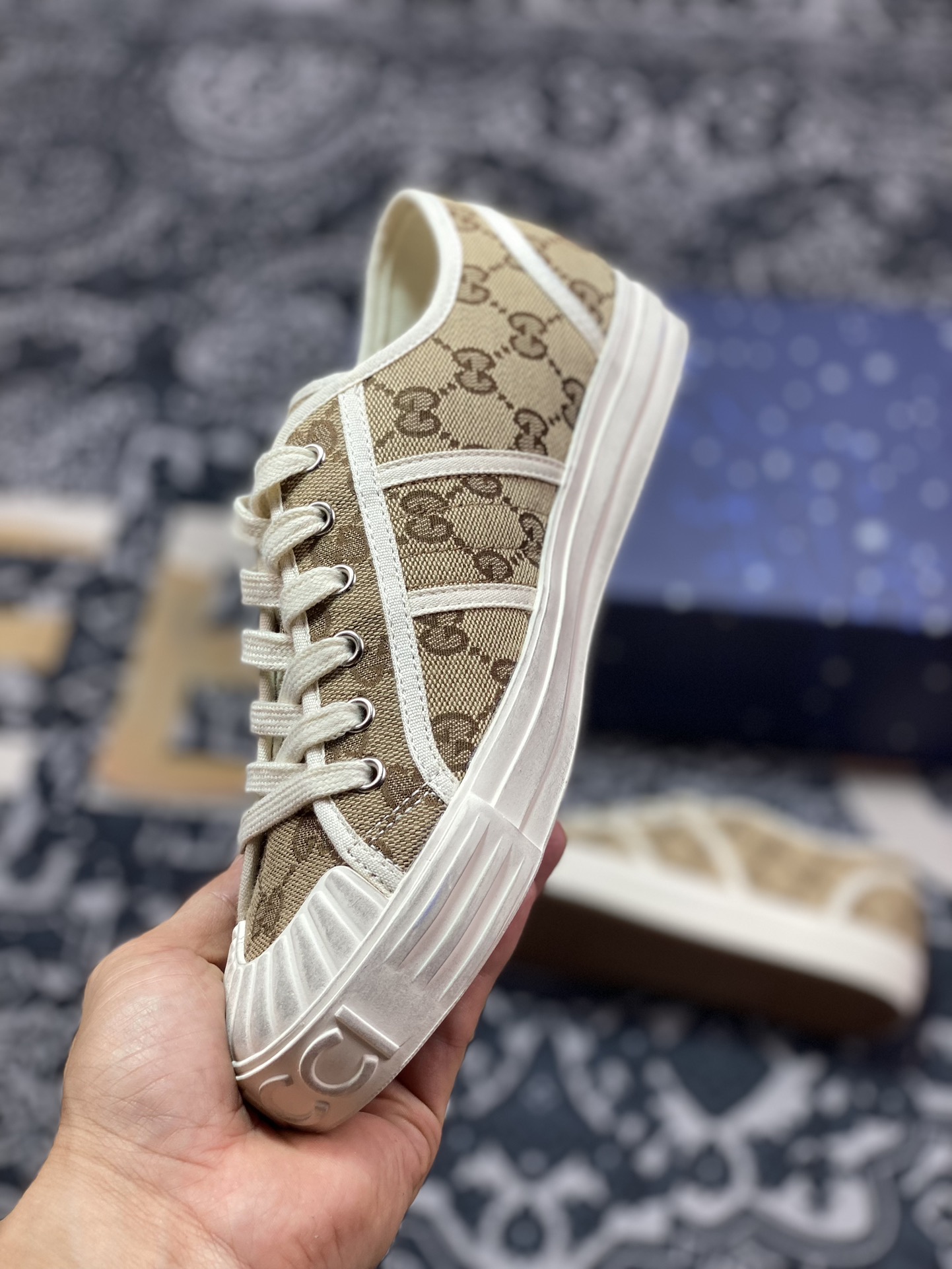 意大利奢侈品牌-古驰Gucci Lido Low Sneaker 利多岛系列低帮板鞋“帆布乌木棕GG提花”786382 FADFR 9746