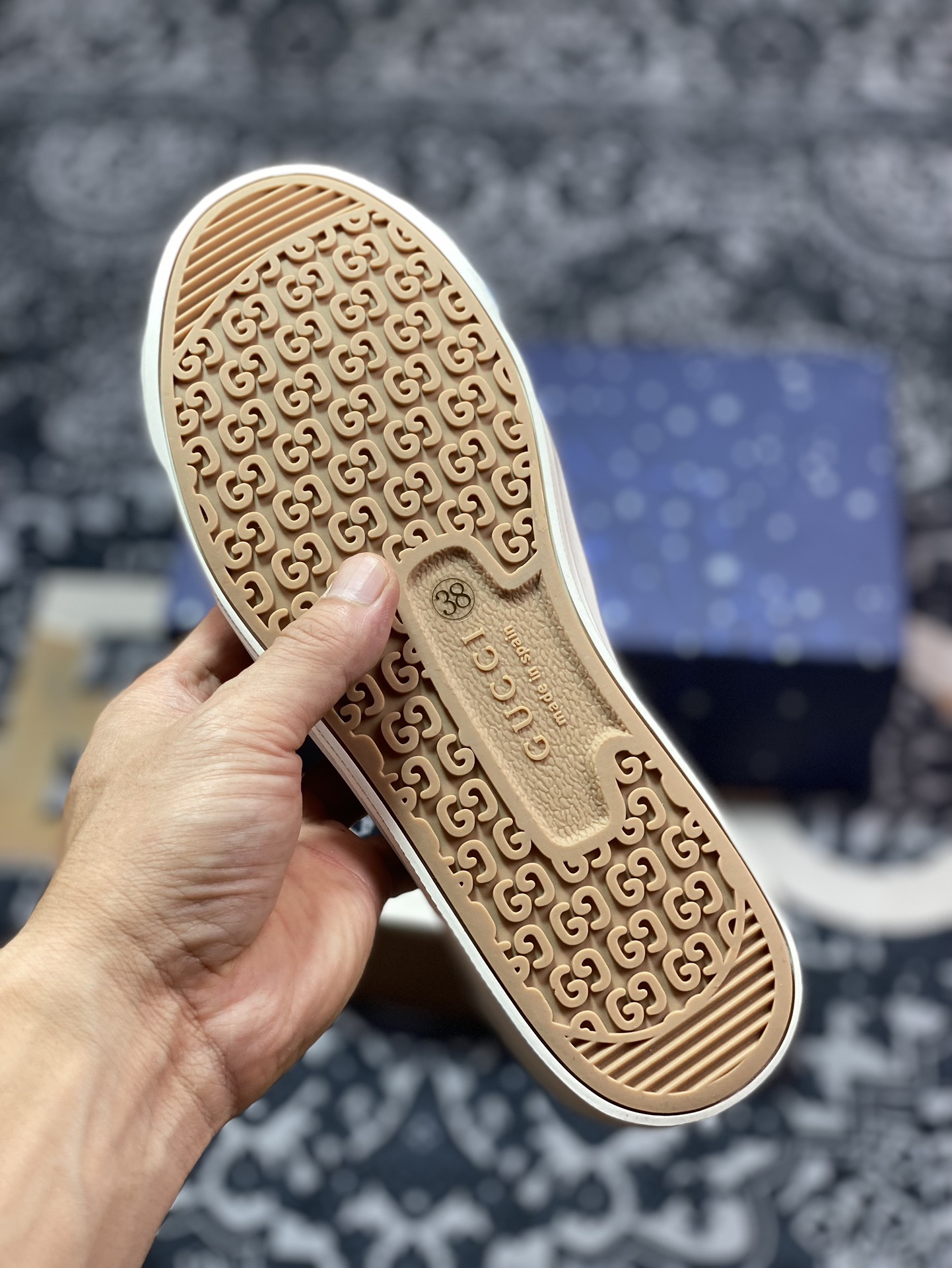 意大利奢侈品牌-古驰Gucci Lido Low Sneaker 利多岛系列低帮板鞋“帆布乌木棕GG提花”786382 FADFR 9746