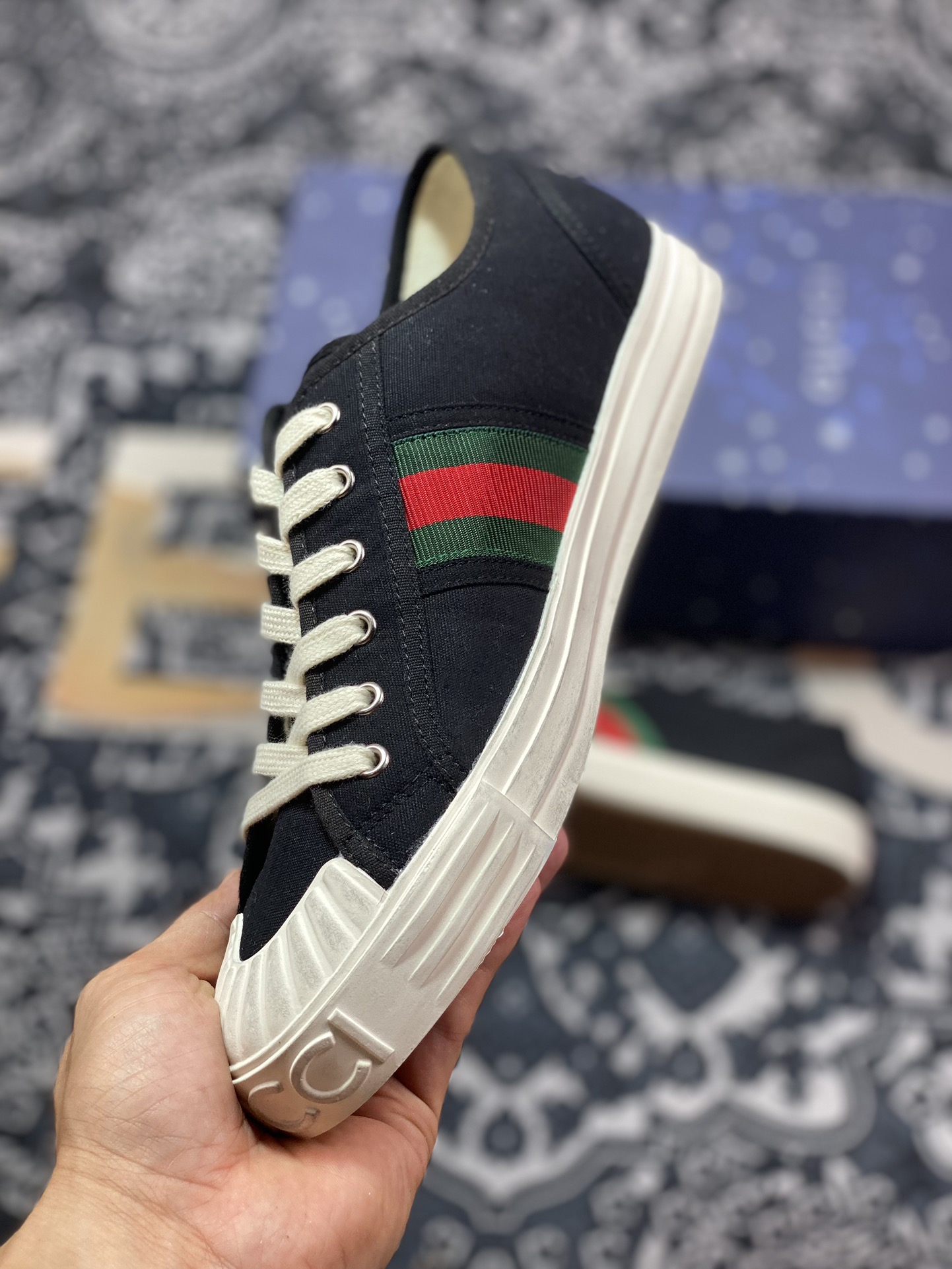 意大利奢侈品牌-古驰Gucci Lido Low Sneaker 利多岛系列低帮复古百搭休闲运动板鞋“帆布黑绿红织带”786366 FADFS 1052