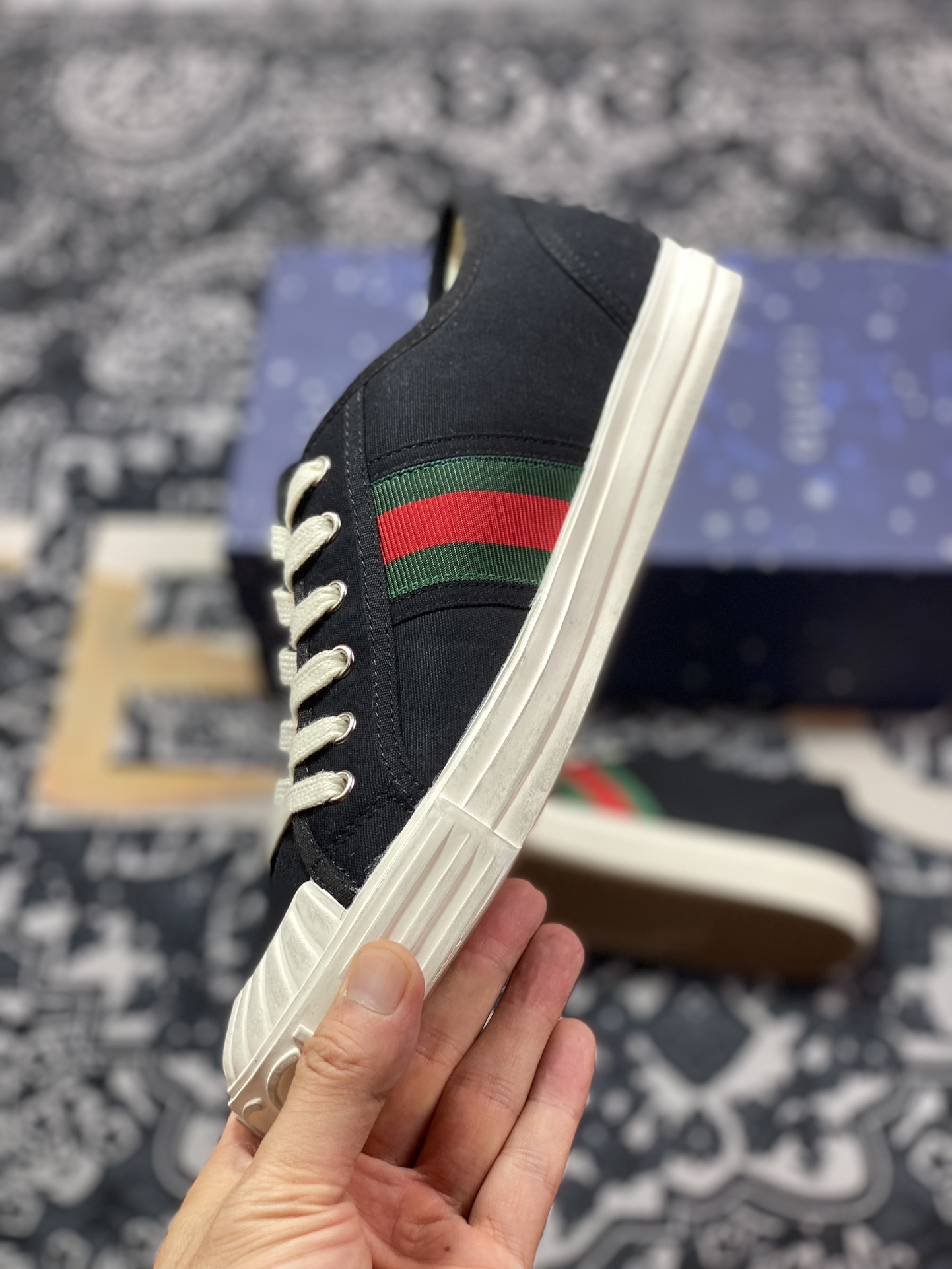 意大利奢侈品牌-古驰Gucci Lido Low Sneaker 利多岛系列低帮复古百搭休闲运动板鞋“帆布黑绿红织带”786366 FADFS 1052