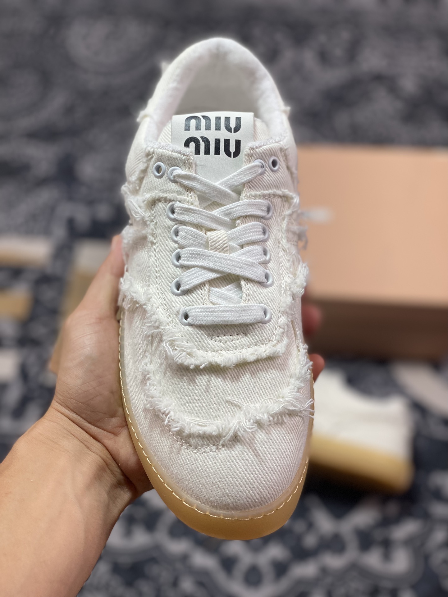 缪缪/MiuMiu Denim Low Sneakers 丹宁牛仔系列低帮复古百搭德训风休闲板鞋“帆布象牙白须边生胶底”5E325E_CSL_F0304_F_005