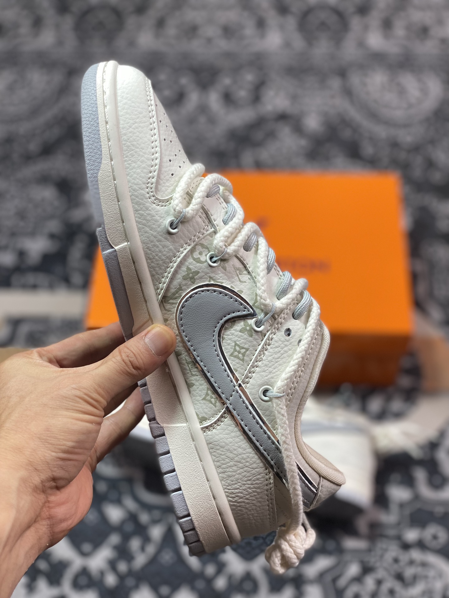 NK Dunk Low Retro ”DIY高端定制” LV米白浅灰解构绑带 低帮休闲运动板鞋 SJ2068-245