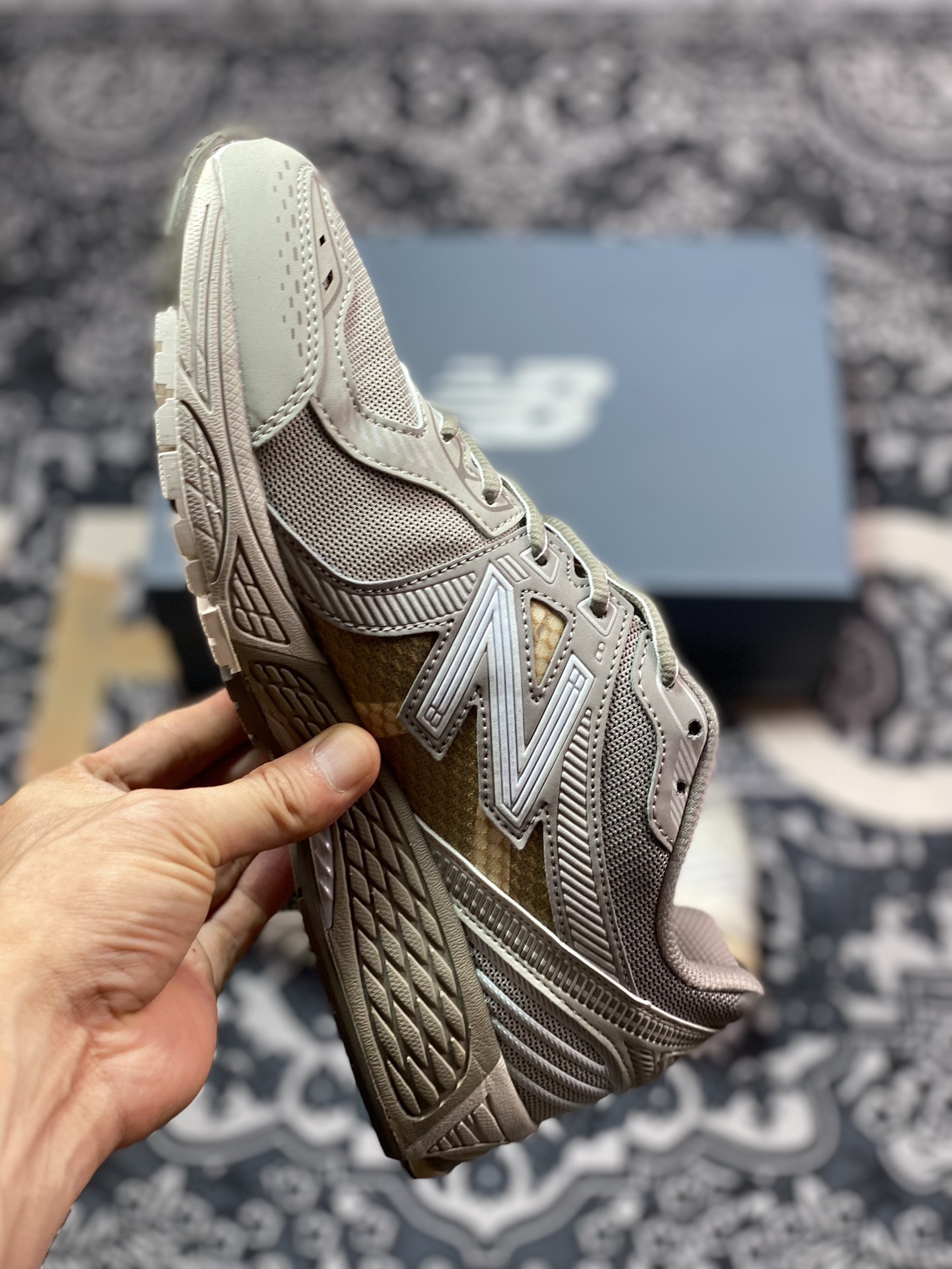 New Balance NB 860V2 防滑耐磨低帮跑步鞋 ML860KS2