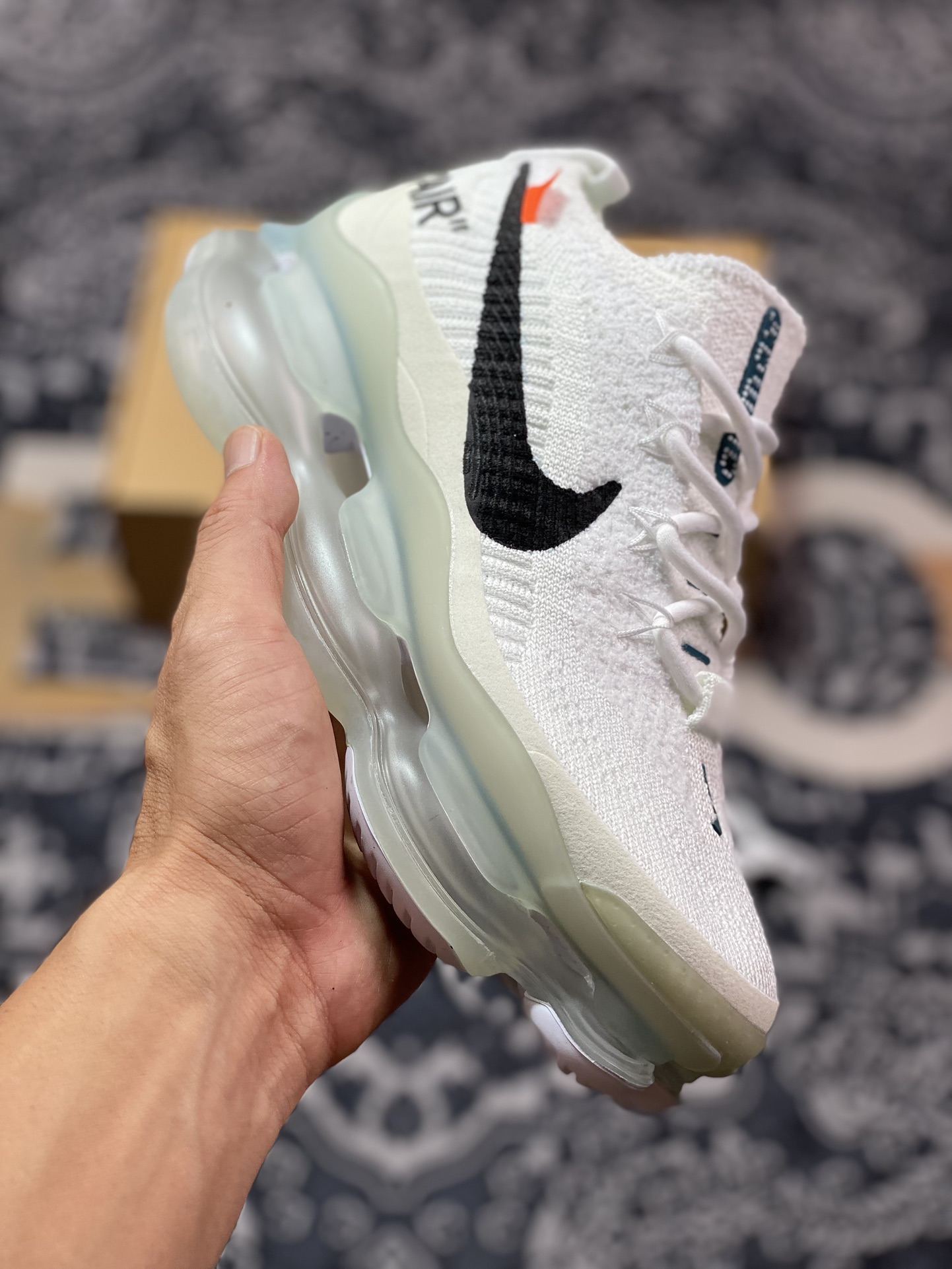 Off-White x Nike Air Max Scorpion Flyknit SE”White/Black”慢跑鞋“OW针织白黑橙”DJ4701-100