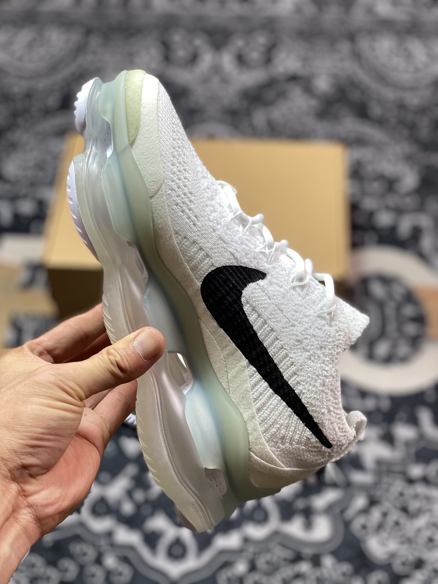 Off-White x Nike Air Max Scorpion Flyknit SE”White/Black”慢跑鞋“OW针织白黑橙”DJ4701-100