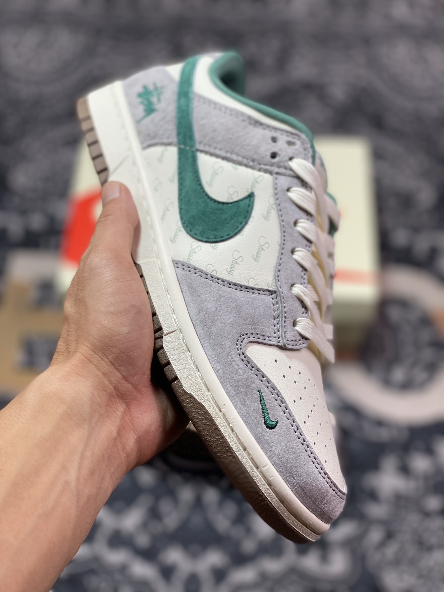 Nike SB Dunk Low 斯图西联名 CF3688-007