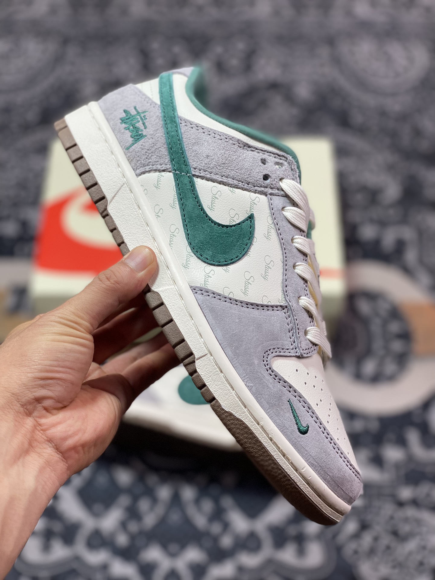 Nike SB Dunk Low 斯图西联名 CF3688-007