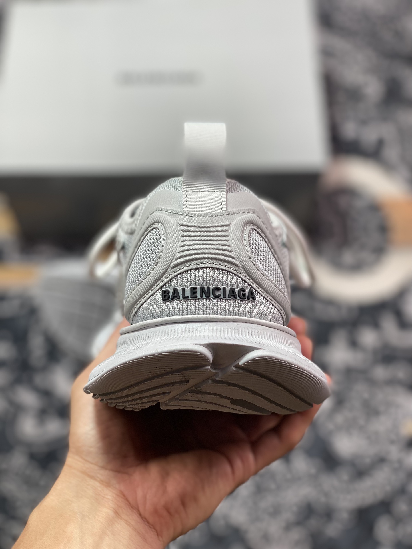 优选 Balenciaga 巴黎世家 Circuit 透气网面休闲鞋