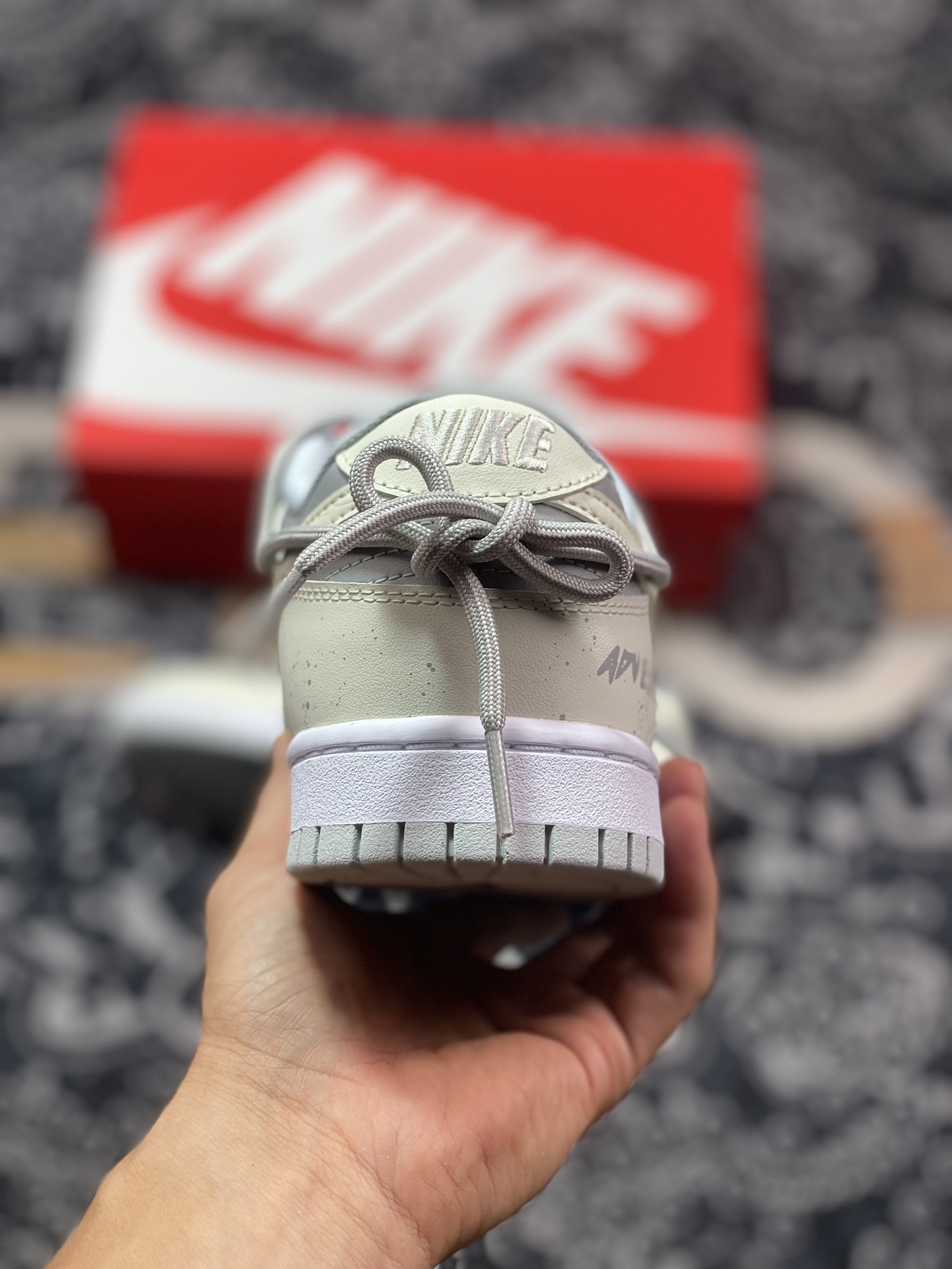 原装级别 Nike SB Dunk Low 白龙马 灰白 HF0730-160