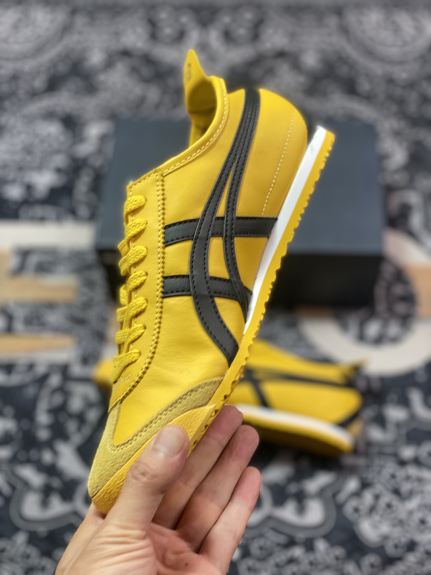 鬼塚虎/Onitsuka Tiger Mexico 66经典墨西哥系列低帮慢跑鞋“皮革李小龙黄黑”1183C102-751