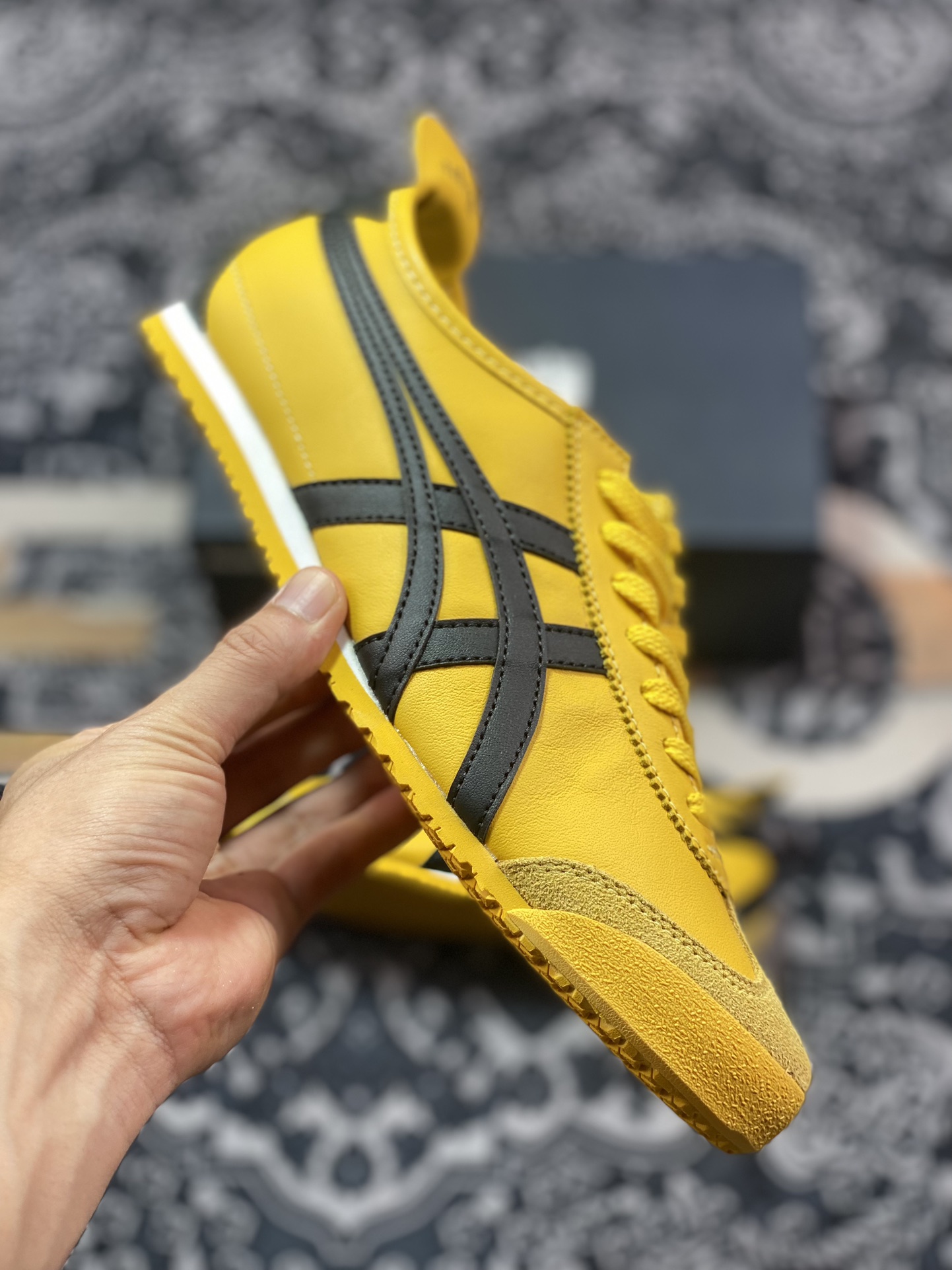 鬼塚虎/Onitsuka Tiger Mexico 66经典墨西哥系列低帮慢跑鞋“皮革李小龙黄黑”1183C102-751