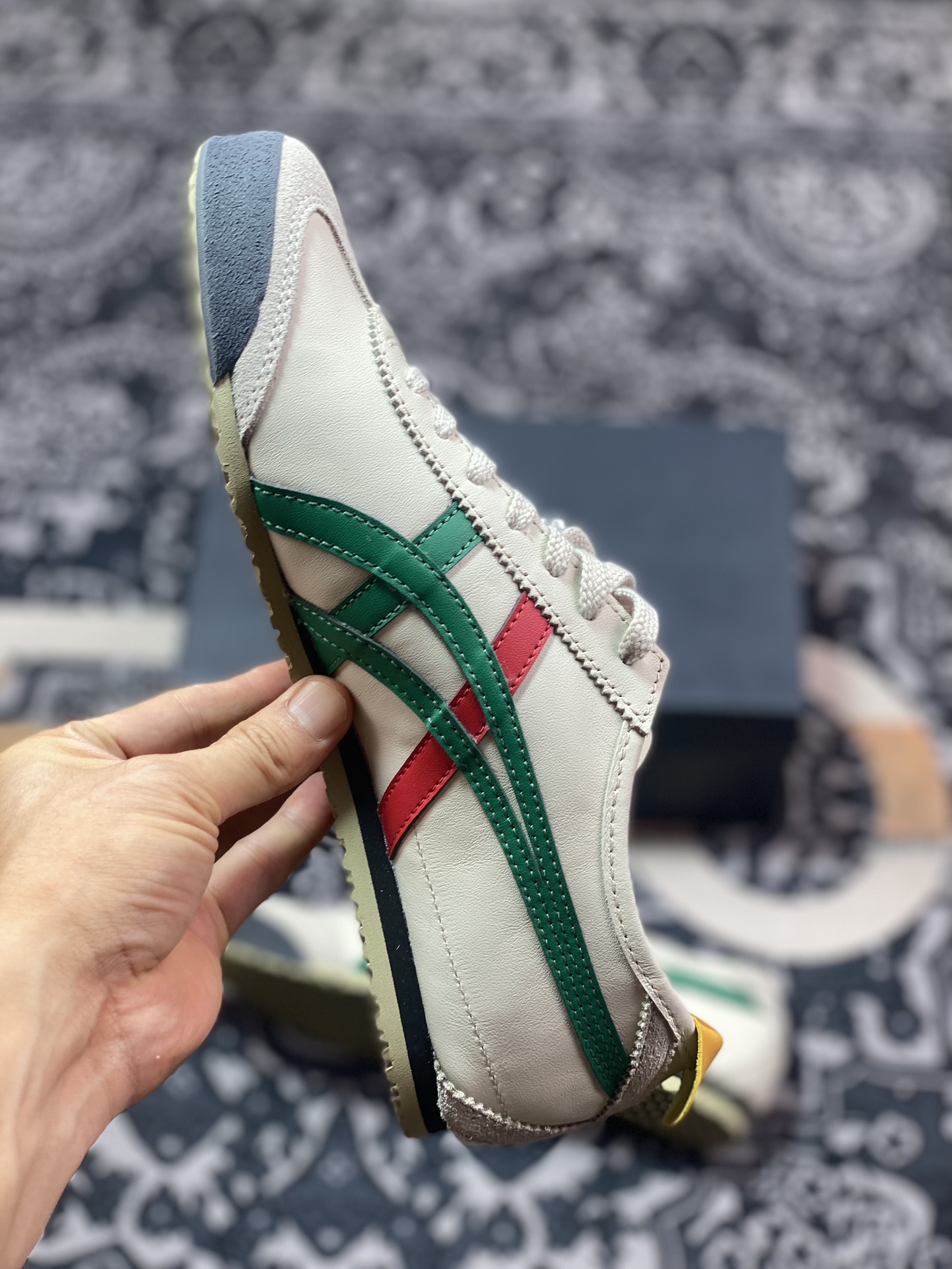 鬼塚虎/Onitsuka Tiger Mexico 66经典墨西哥系列低帮慢跑鞋“皮革乳白牙买加绿红黄”1183C102-201