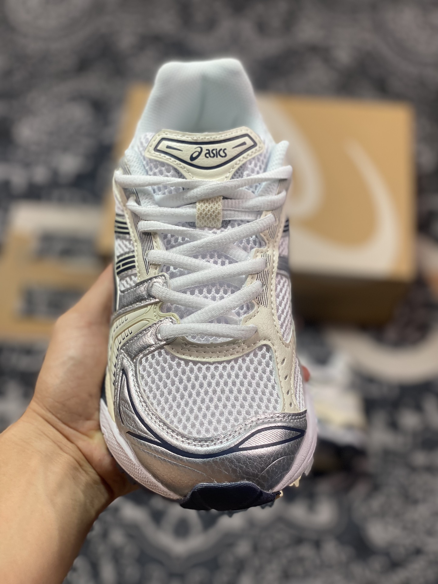 Asics 亚瑟士 GEL-Kayano 14 低帮运动休闲跑步鞋 1202A056-109