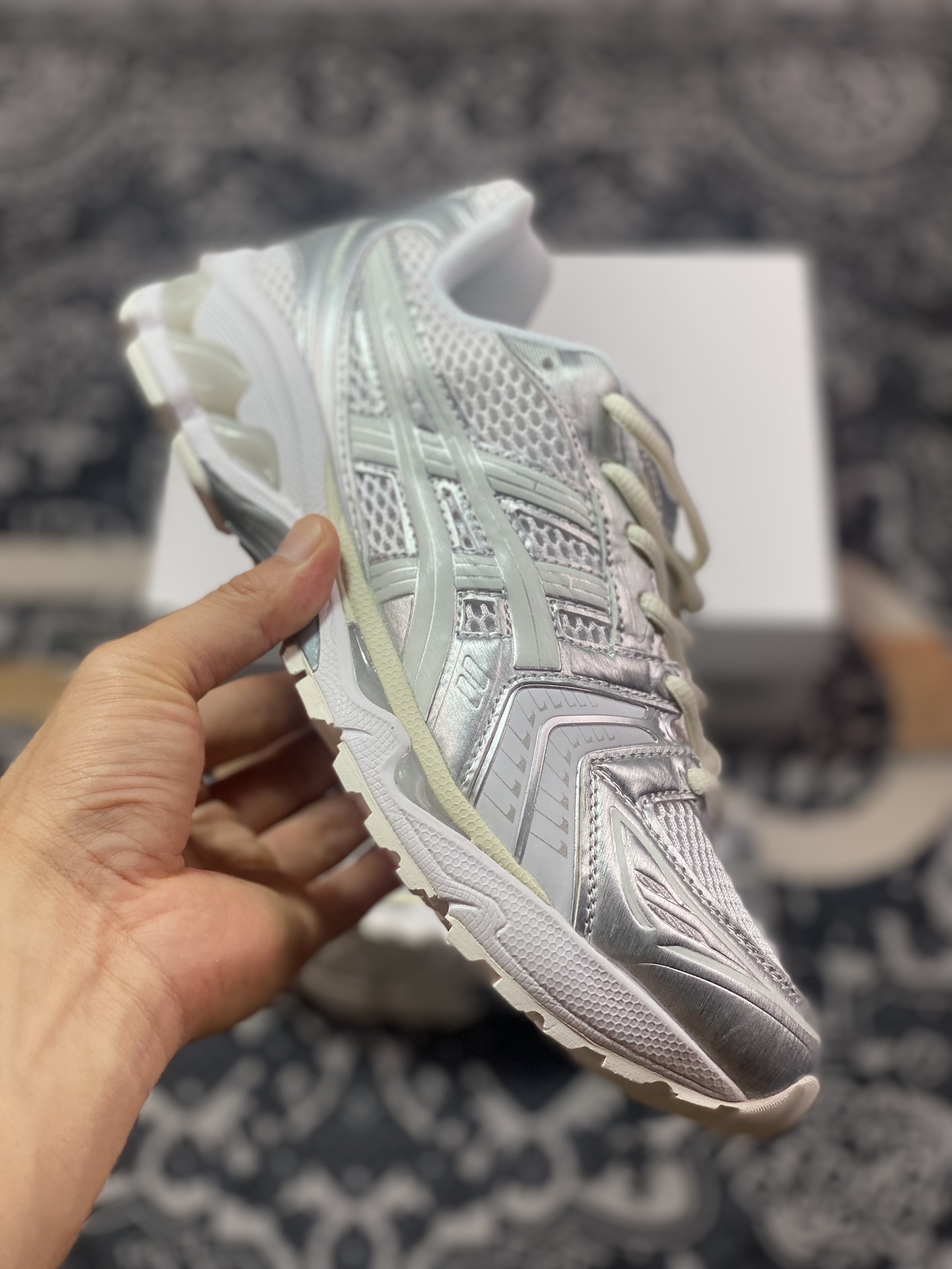 Asics 亚瑟士 GEL-Kayano 14 低帮运动休闲跑步鞋 1201A457-100