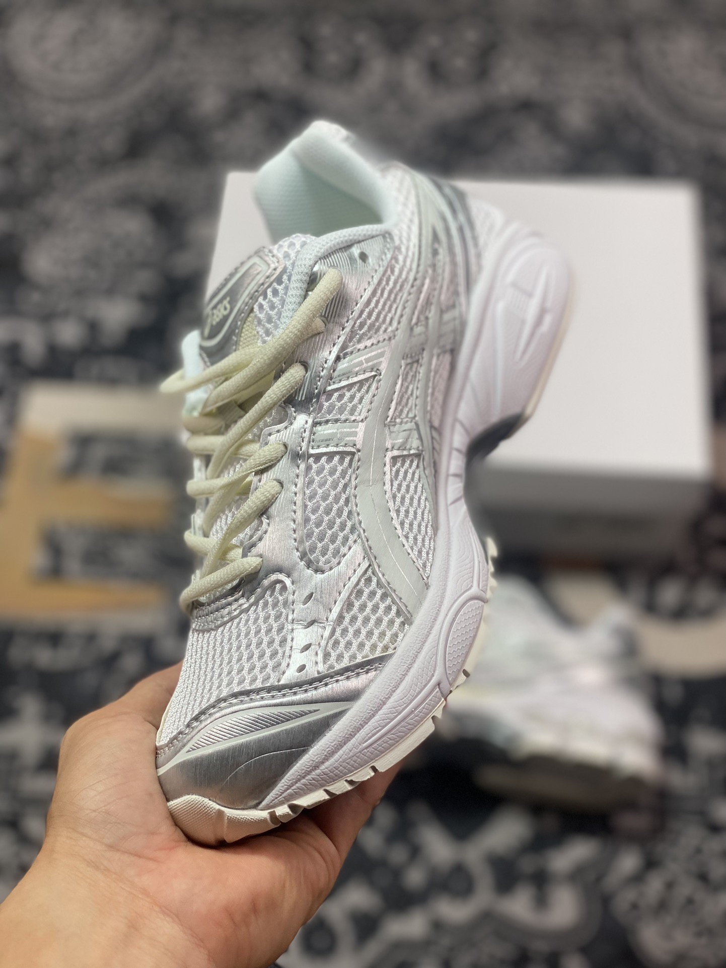 Asics 亚瑟士 GEL-Kayano 14 低帮运动休闲跑步鞋 1201A457-100