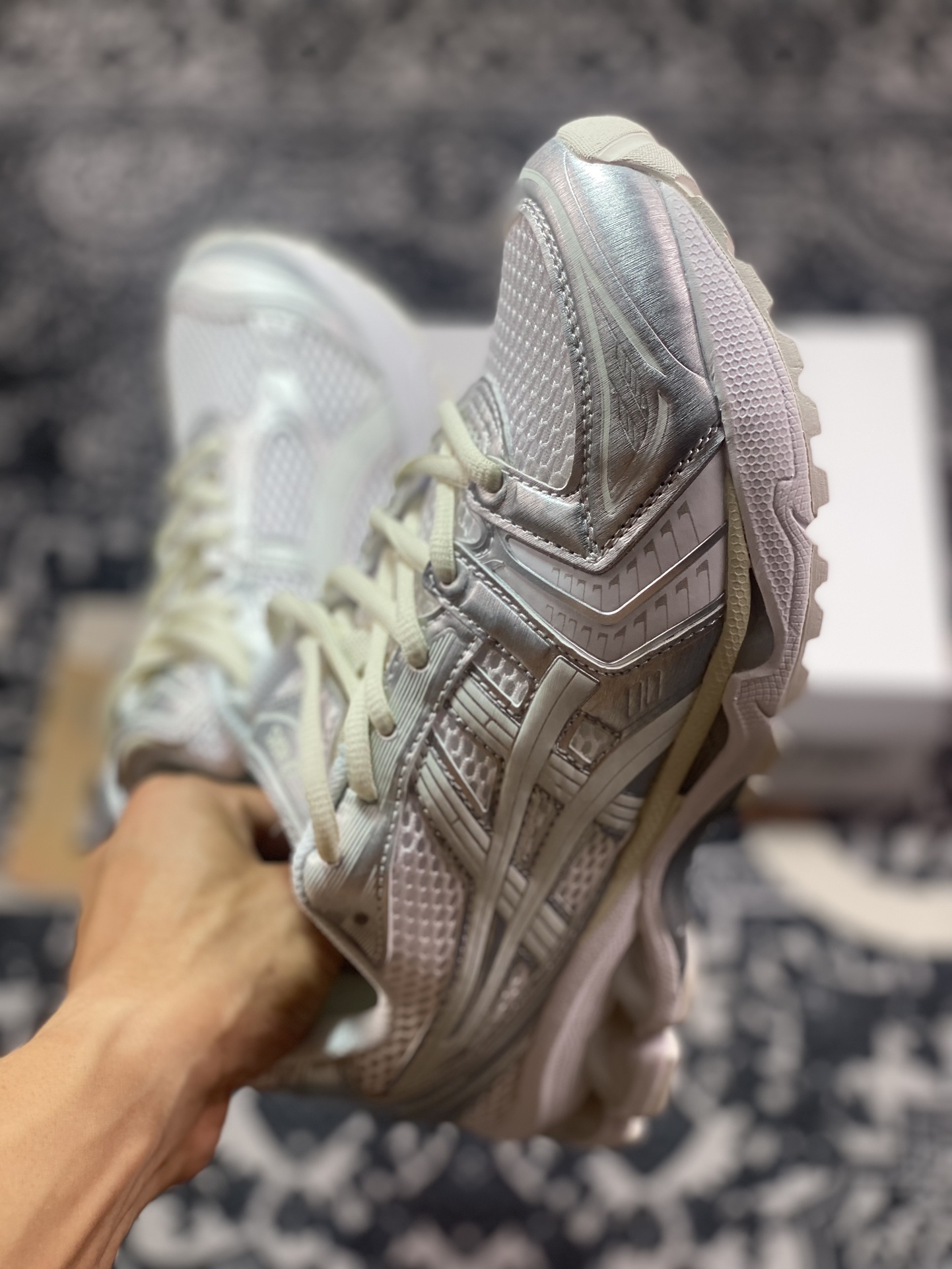 Asics 亚瑟士 GEL-Kayano 14 低帮运动休闲跑步鞋 1201A457-100