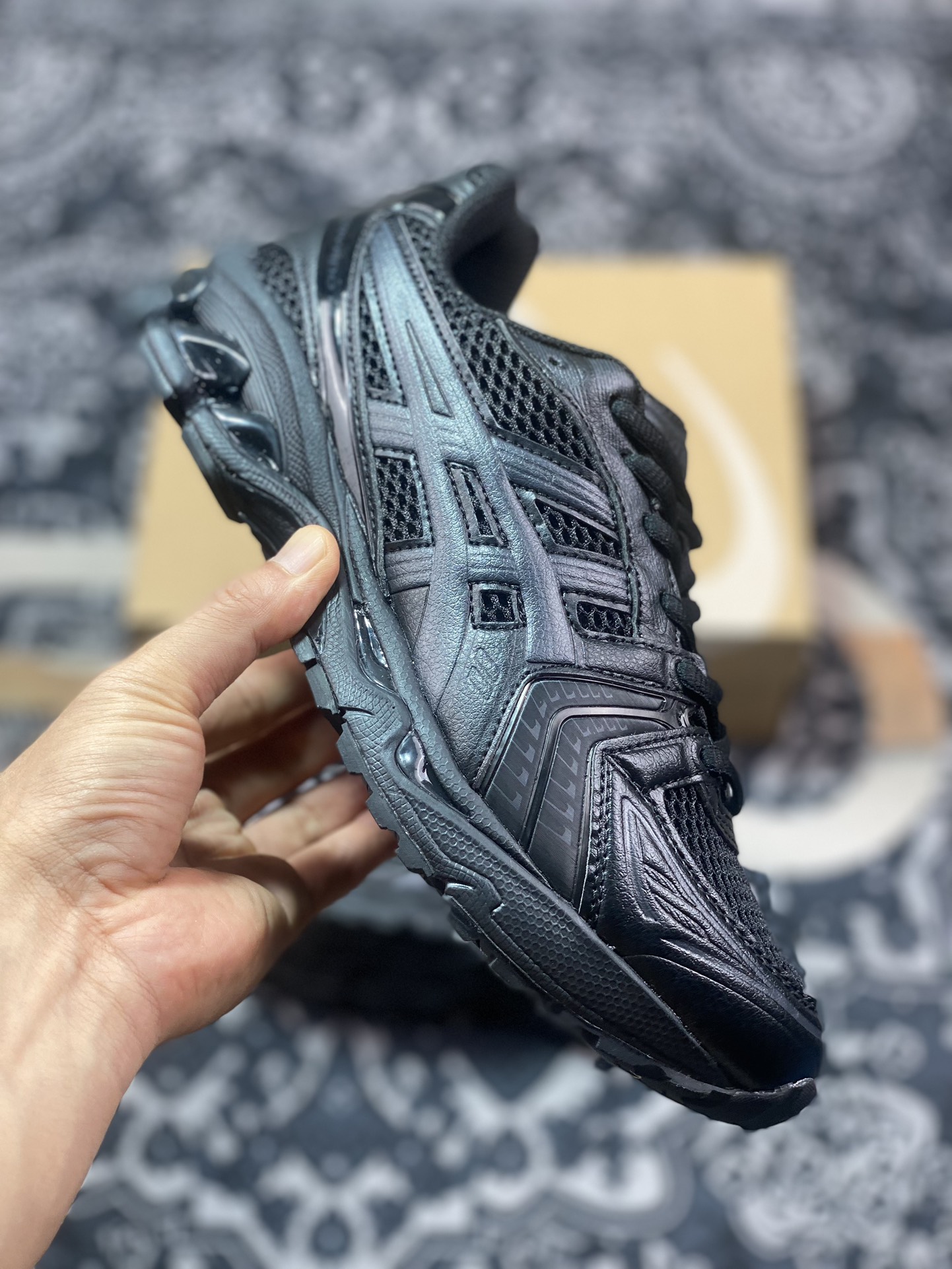 Asics 亚瑟士 GEL-Kayano 14 低帮运动休闲跑步鞋 1201A019-001