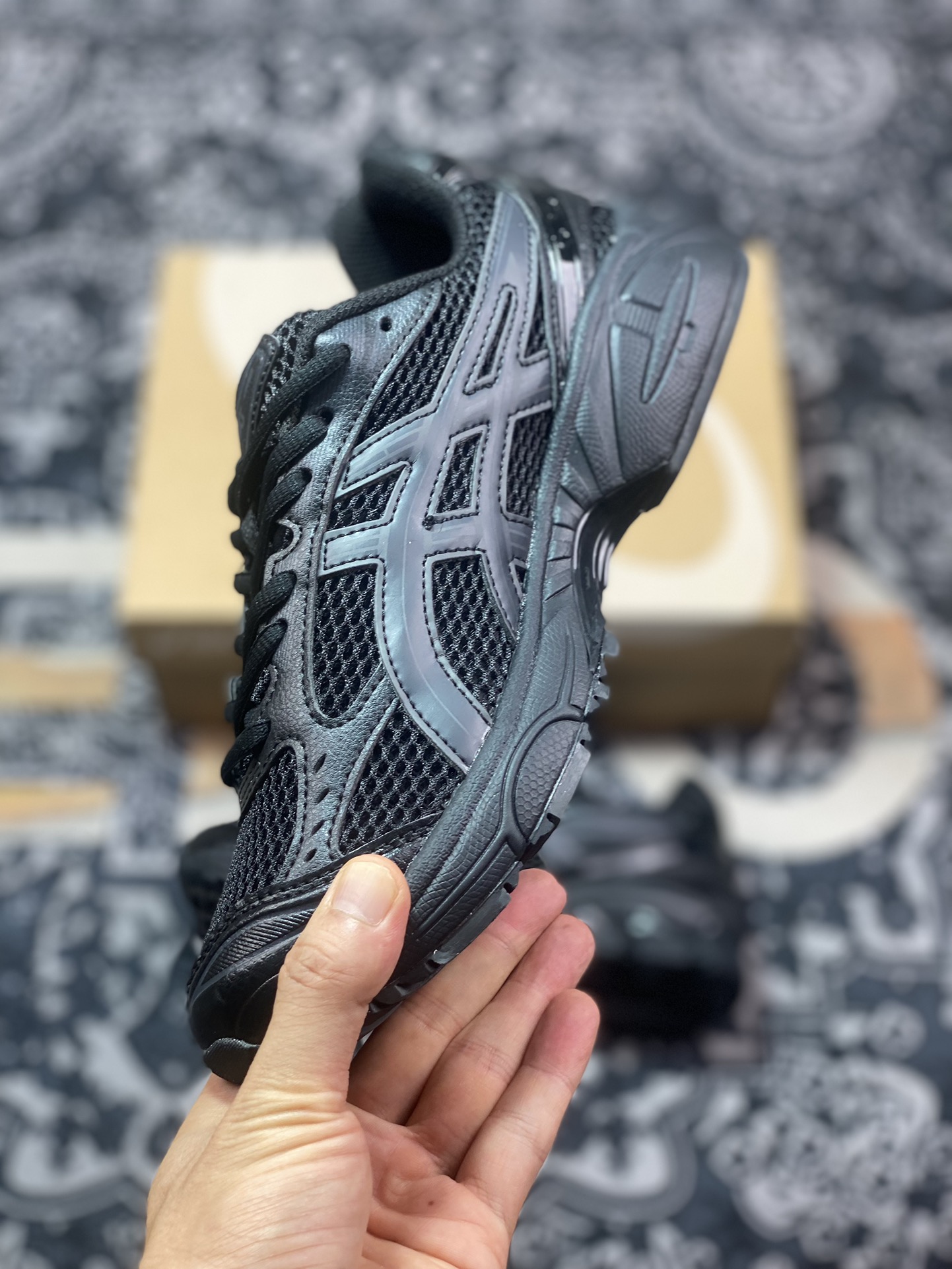 Asics 亚瑟士 GEL-Kayano 14 低帮运动休闲跑步鞋 1201A019-001