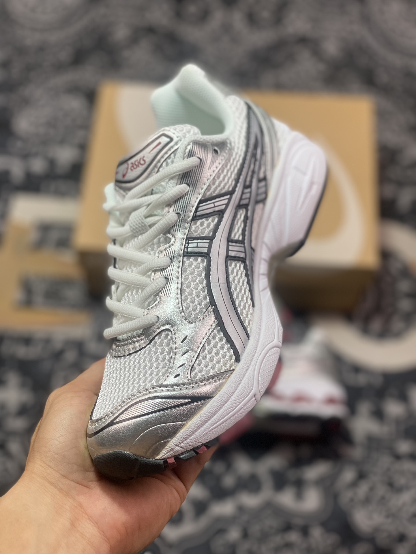 Asics 亚瑟士 GEL-Kayano 14 低帮运动休闲跑步鞋 1201A019-104