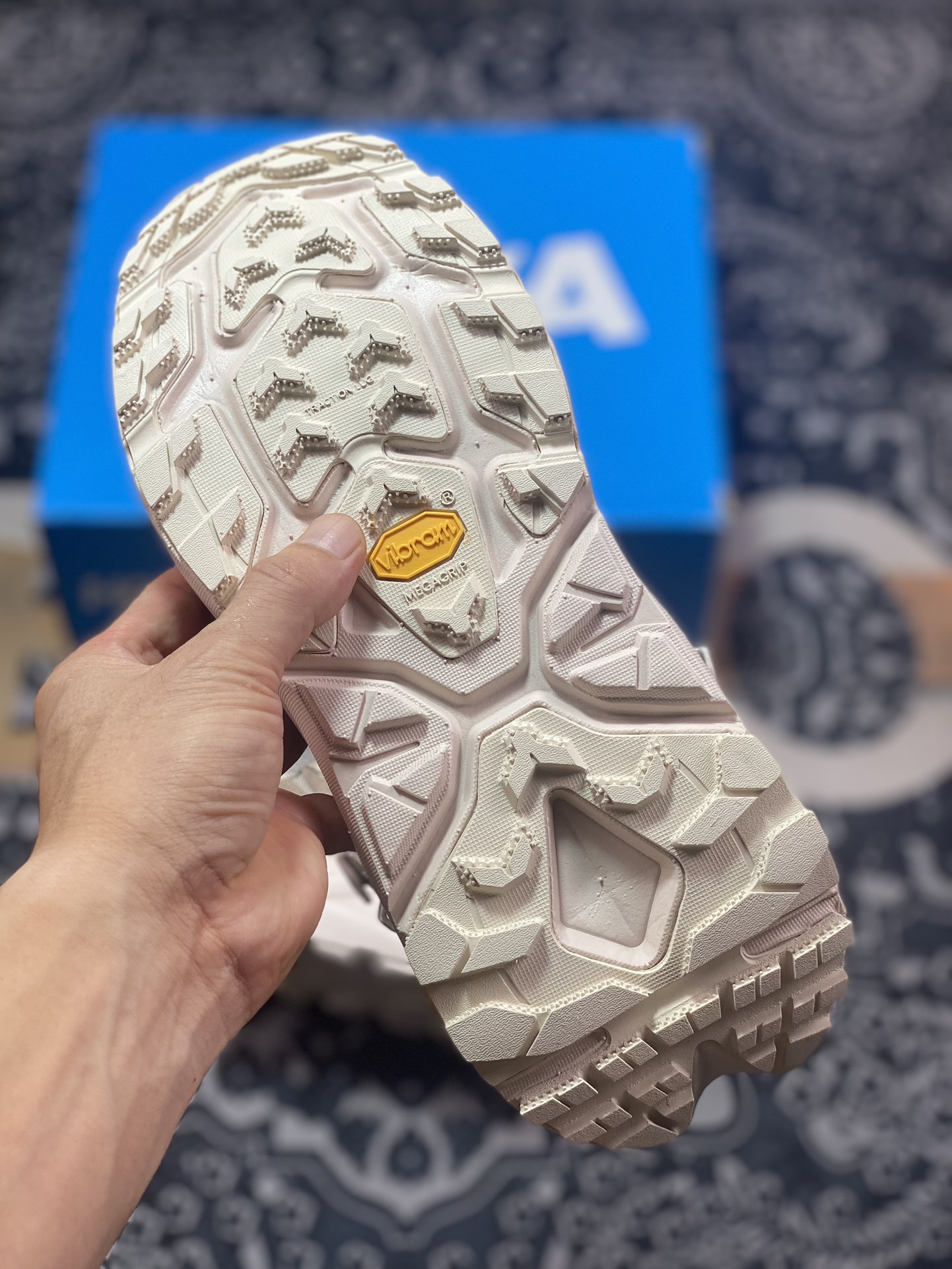 Hoka One One Anacapa 2 Mid Gore Tex 阿纳卡帕2代系列中帮运动鞋“沙棕”1141633/DOTN