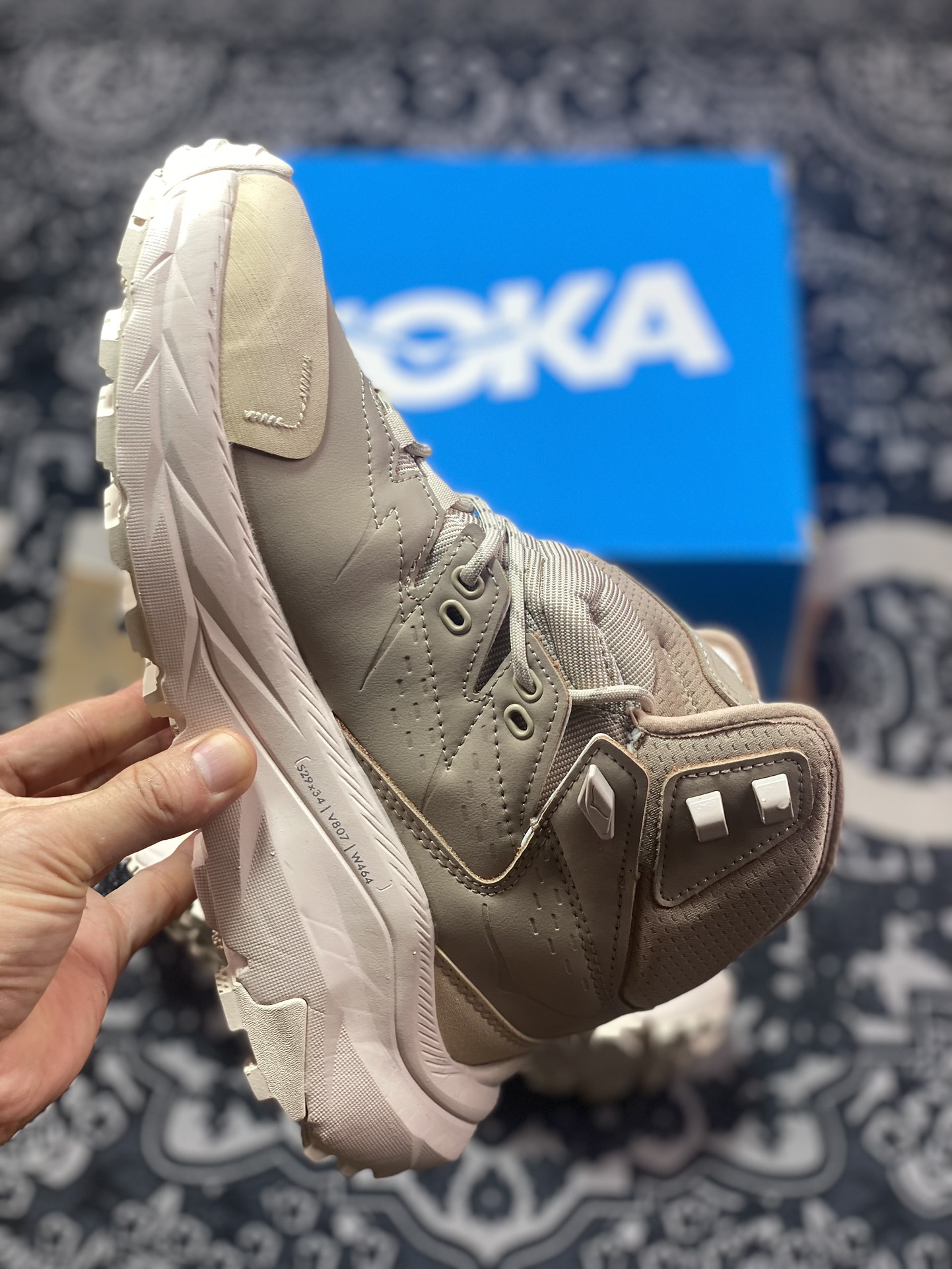 Hoka One One Anacapa 2 Mid Gore Tex 阿纳卡帕2代系列中帮运动鞋“沙棕”1141633/DOTN