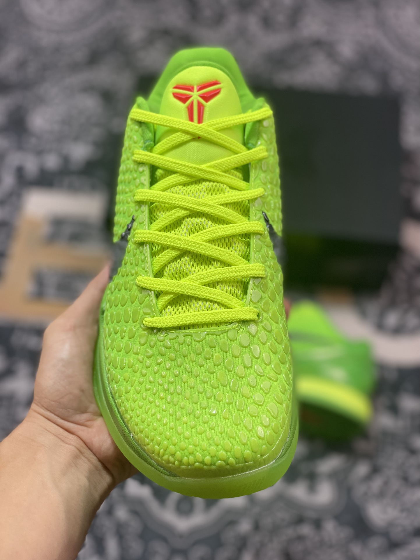 优选 原装级别NK Zoom Kobe 6 科比六代签名实战篮球鞋 青蜂侠 CW2190-300