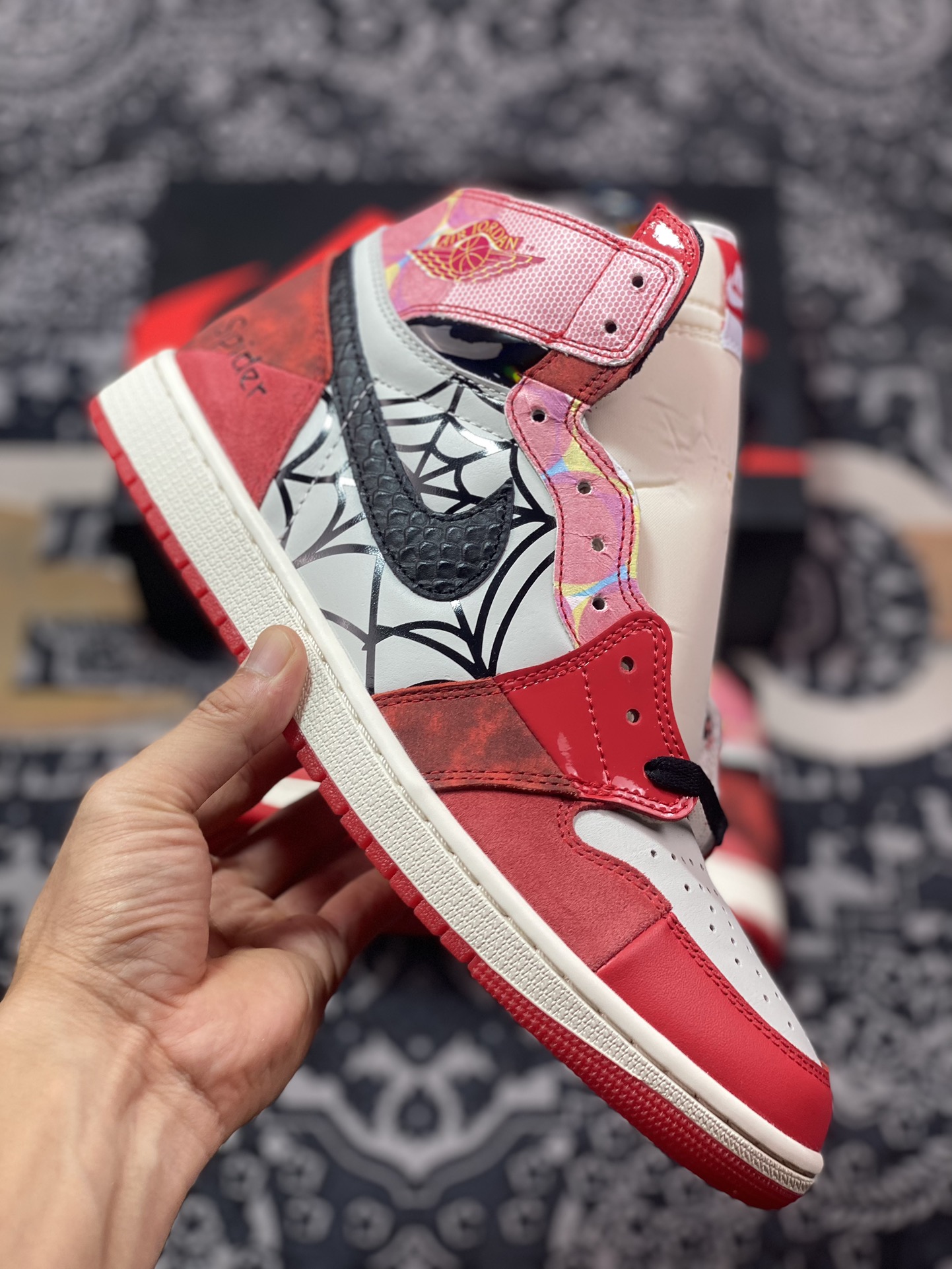 Air Jordan 1 Retro High OG 蜘蛛侠 DV1748-601