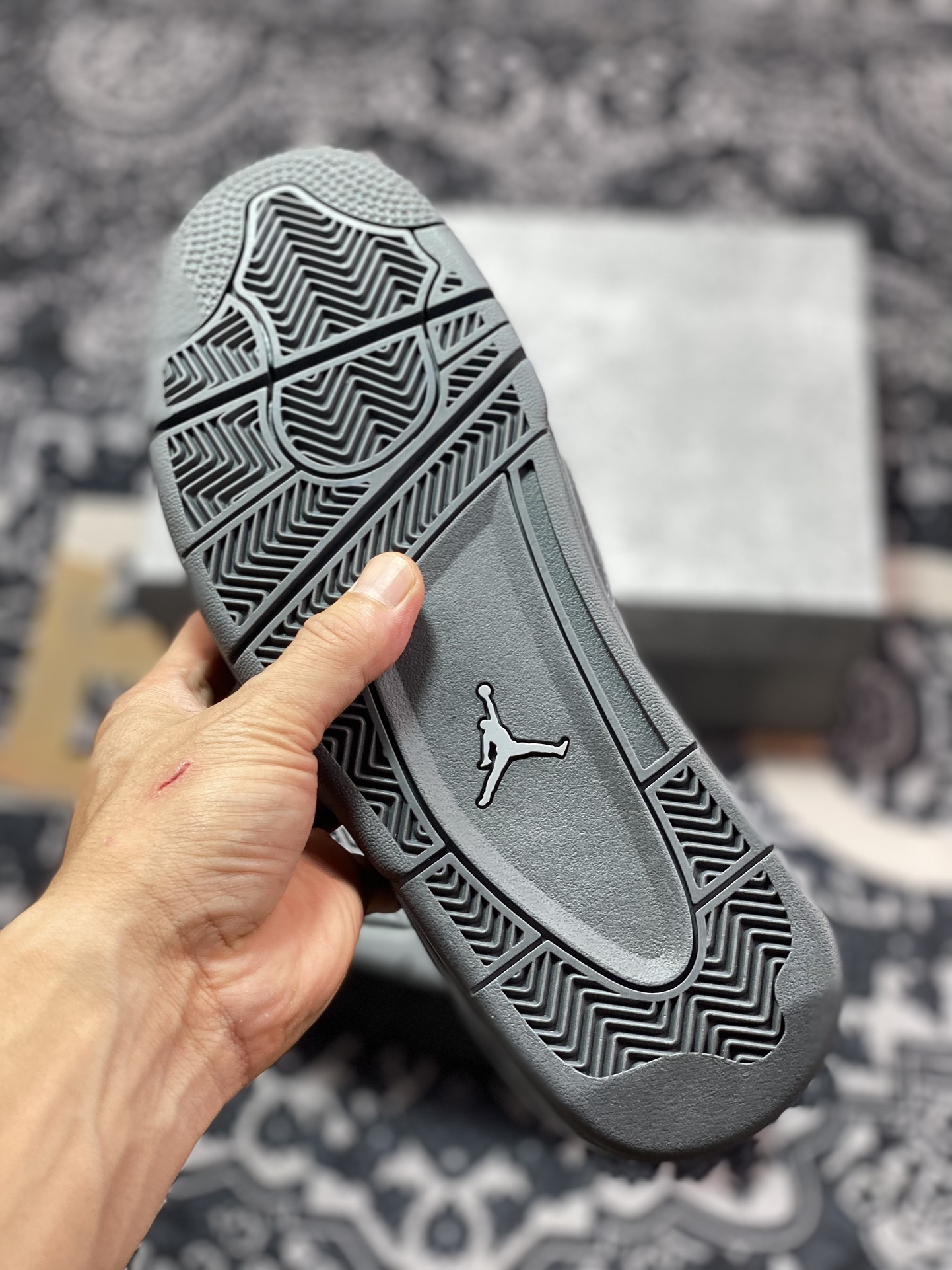 OG纯原工厂出品 Air Jordan 4 ” Smoke Grey ” AJ4乔4 文化篮球鞋 烟灰 FQ7928-001