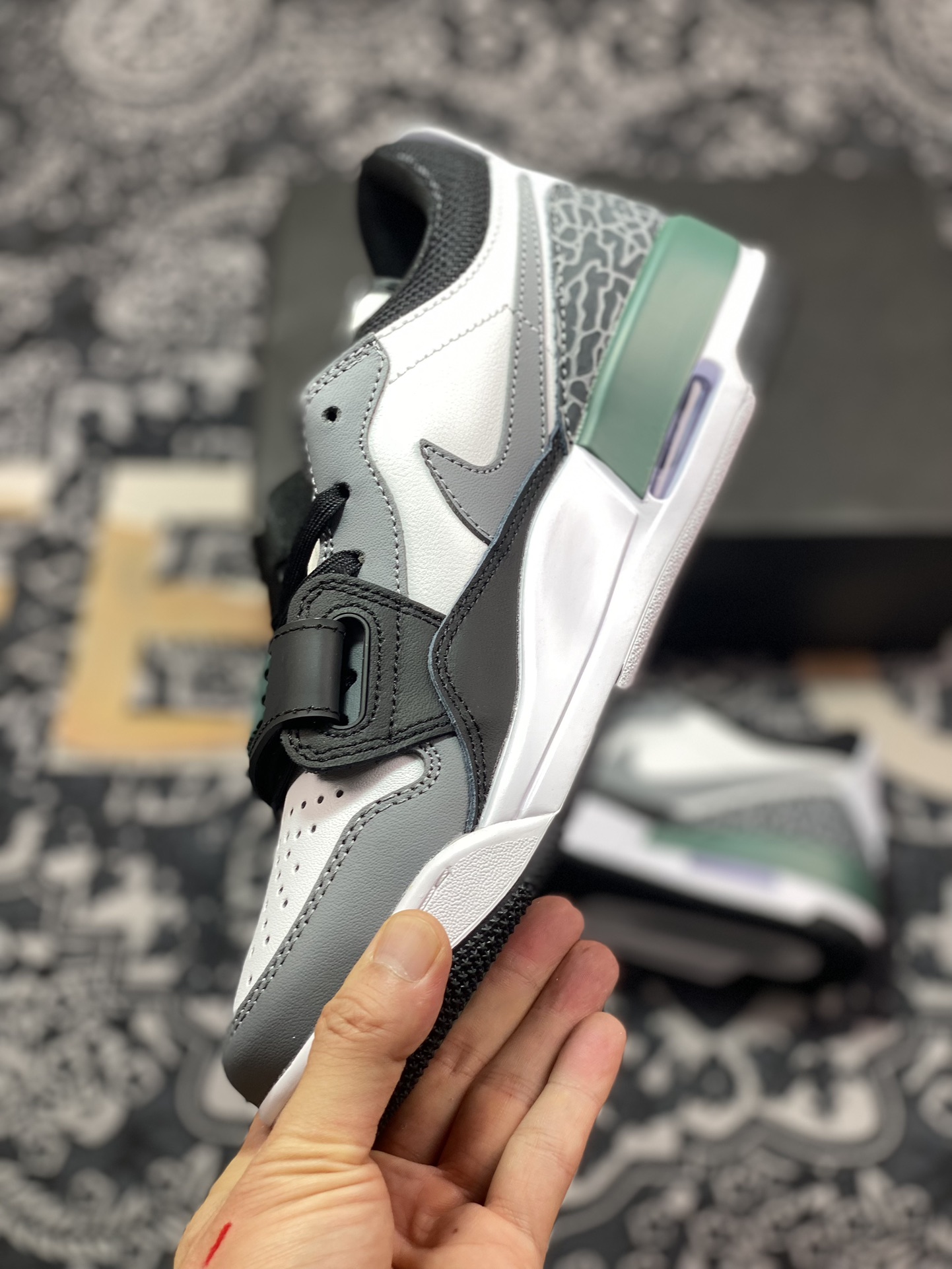 耐克Nike Air Jordan Legacy 312 Low”Oxidized Green”乔丹篮球鞋“深灰白黑金属墨绿”CD7069-131