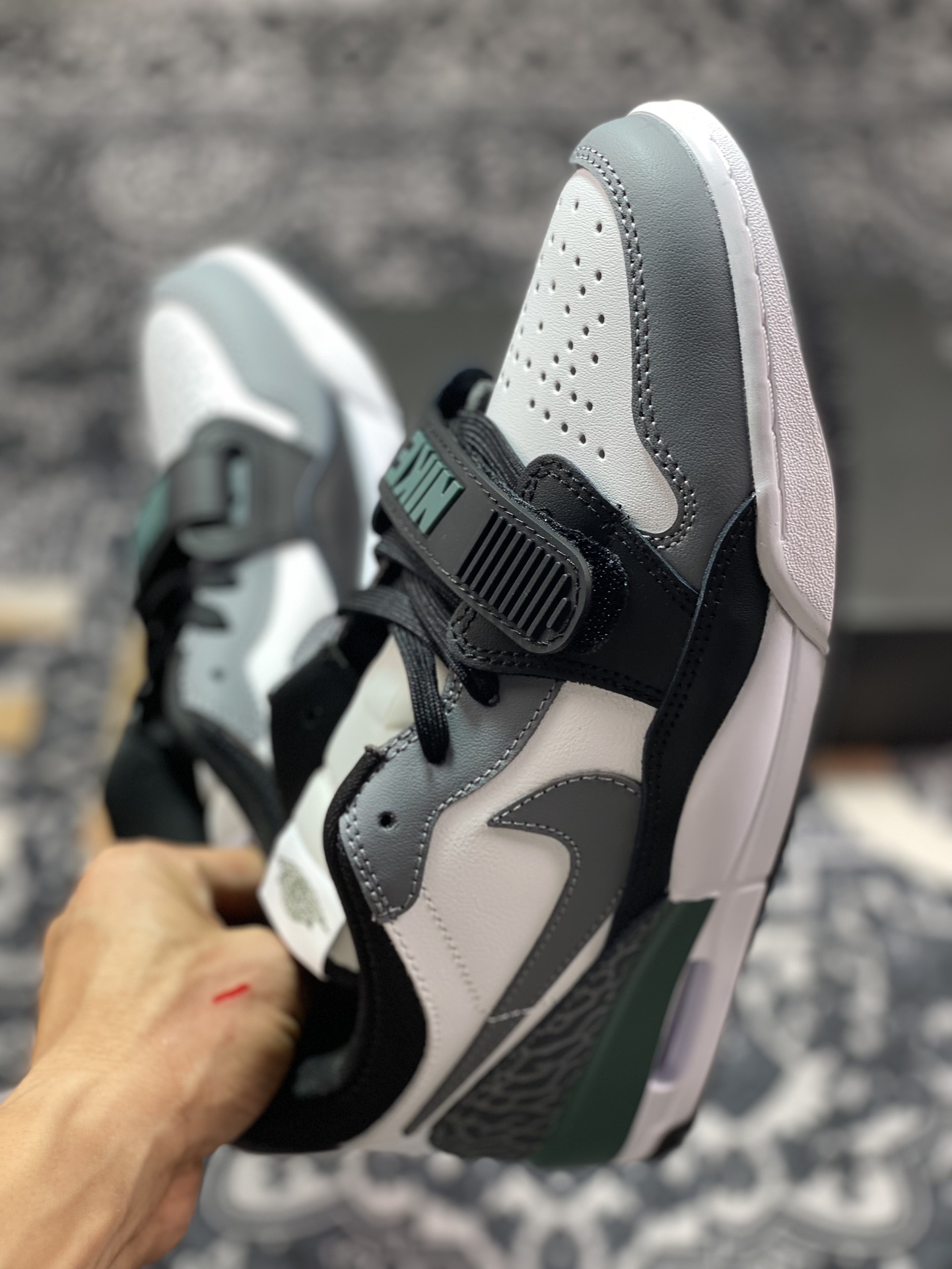 耐克Nike Air Jordan Legacy 312 Low”Oxidized Green”乔丹篮球鞋“深灰白黑金属墨绿”CD7069-131