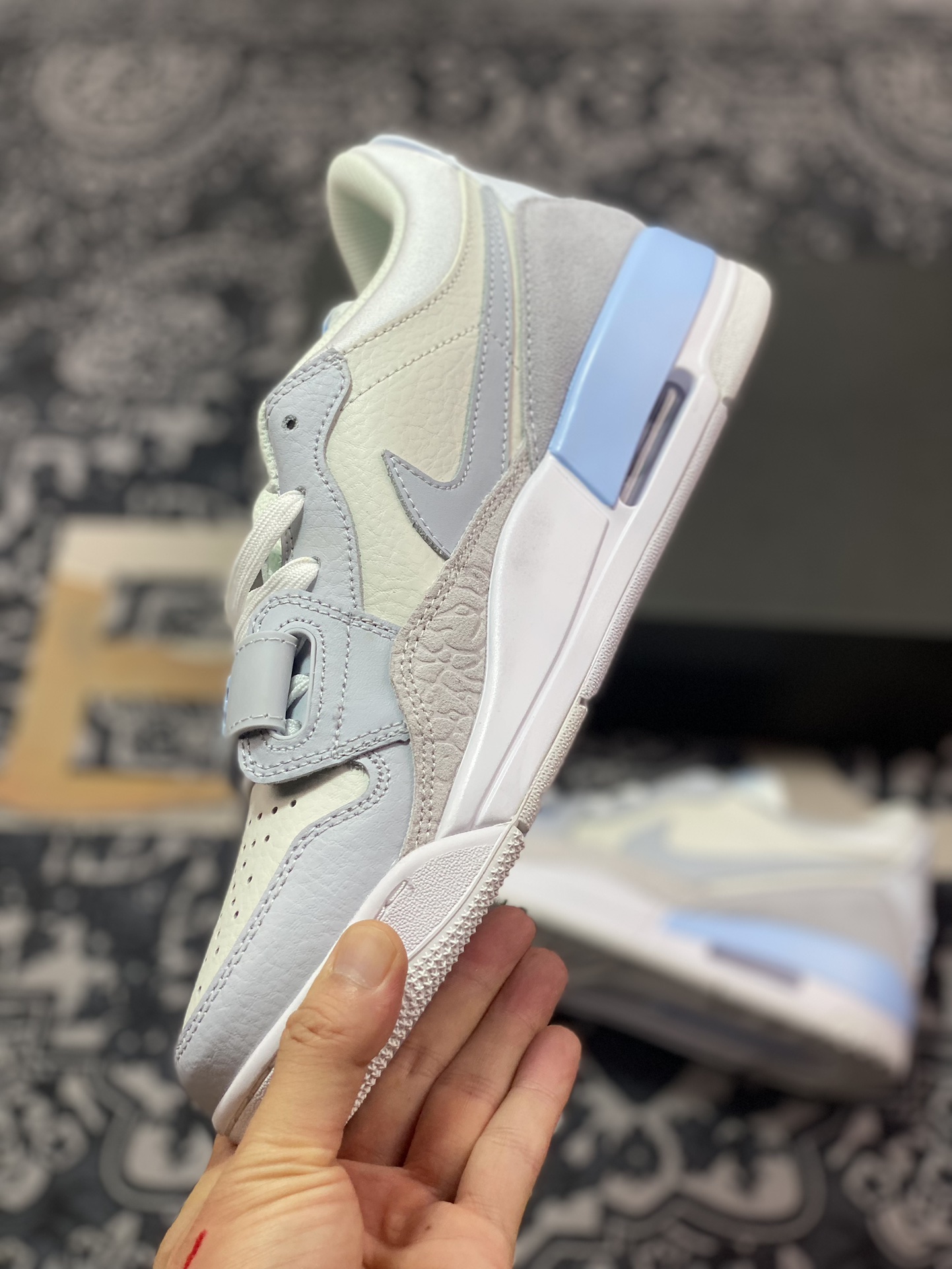 耐克Nike Air Jordan Legacy 312 Low”Ashen Slate/Glacier Blue”乔丹运动篮球鞋“石板灰白冰川蓝”HQ1190-101