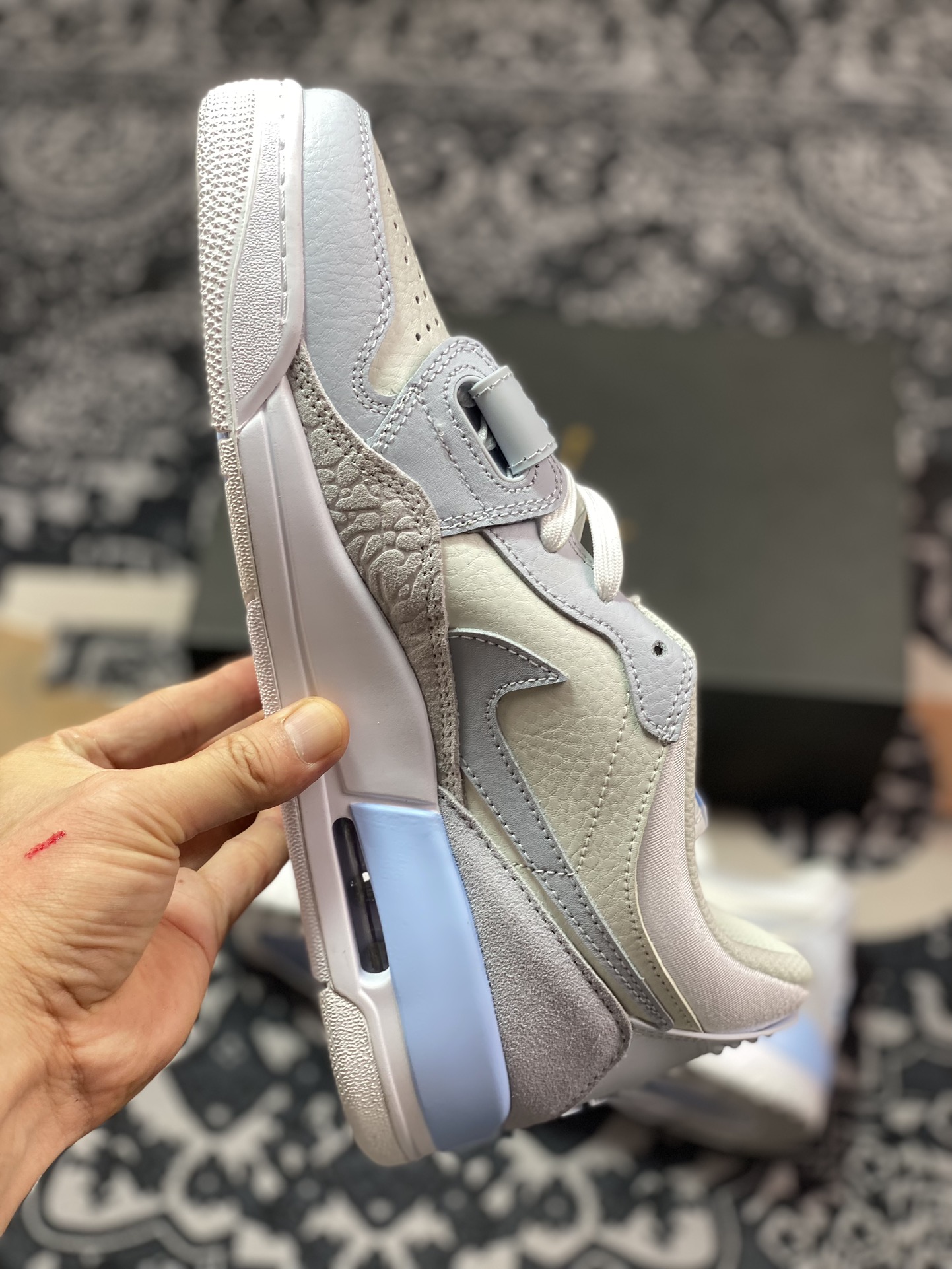 耐克Nike Air Jordan Legacy 312 Low”Ashen Slate/Glacier Blue”乔丹运动篮球鞋“石板灰白冰川蓝”HQ1190-101