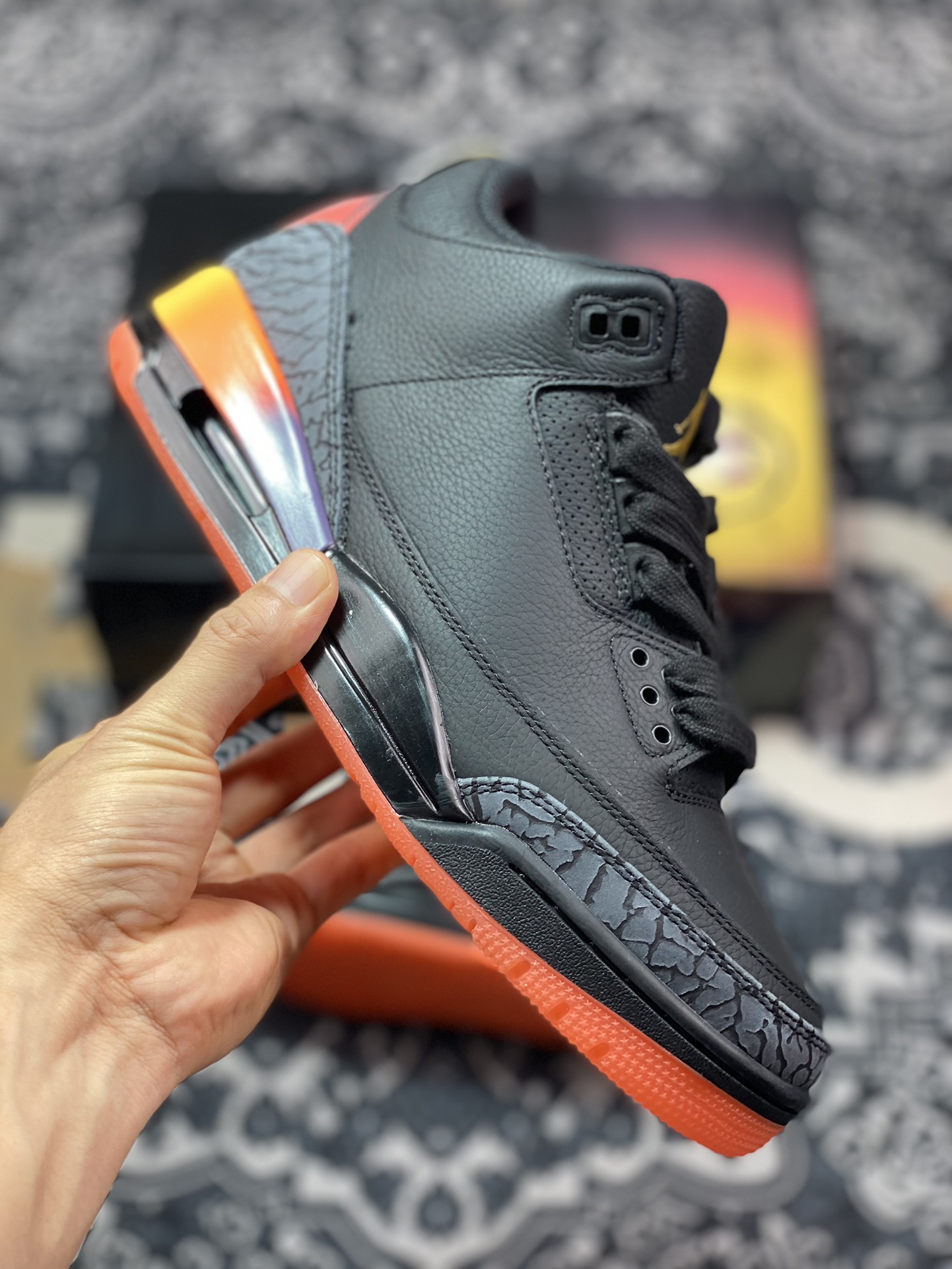 OWF纯原版 J Balvin x Air Jordan AJ3 联名黑红 彩虹渐变 FN0344-001