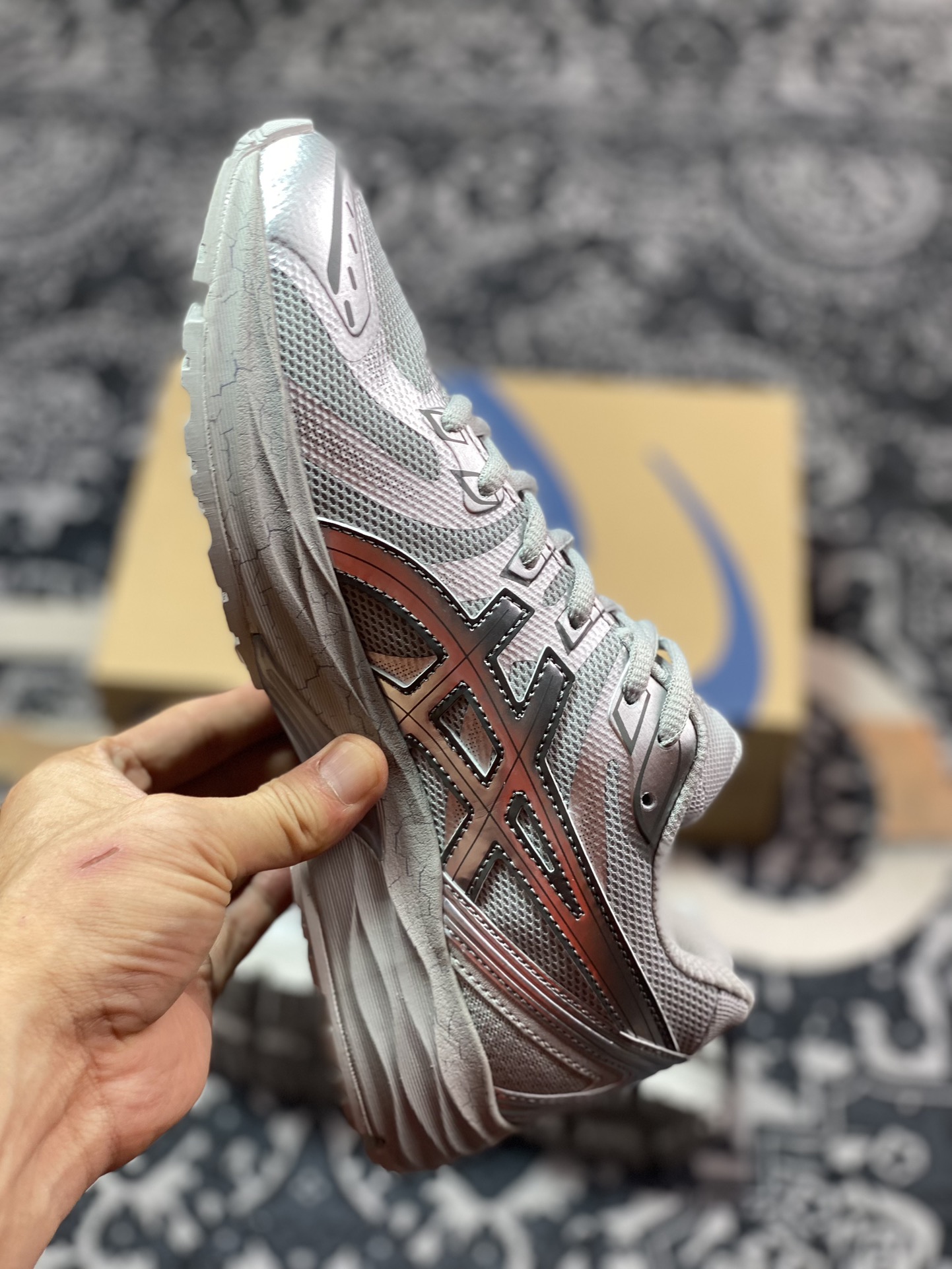 Asics 亚瑟士 GEL-Flux 4 网面拼接 低帮运动休闲跑步鞋 1012B464-020