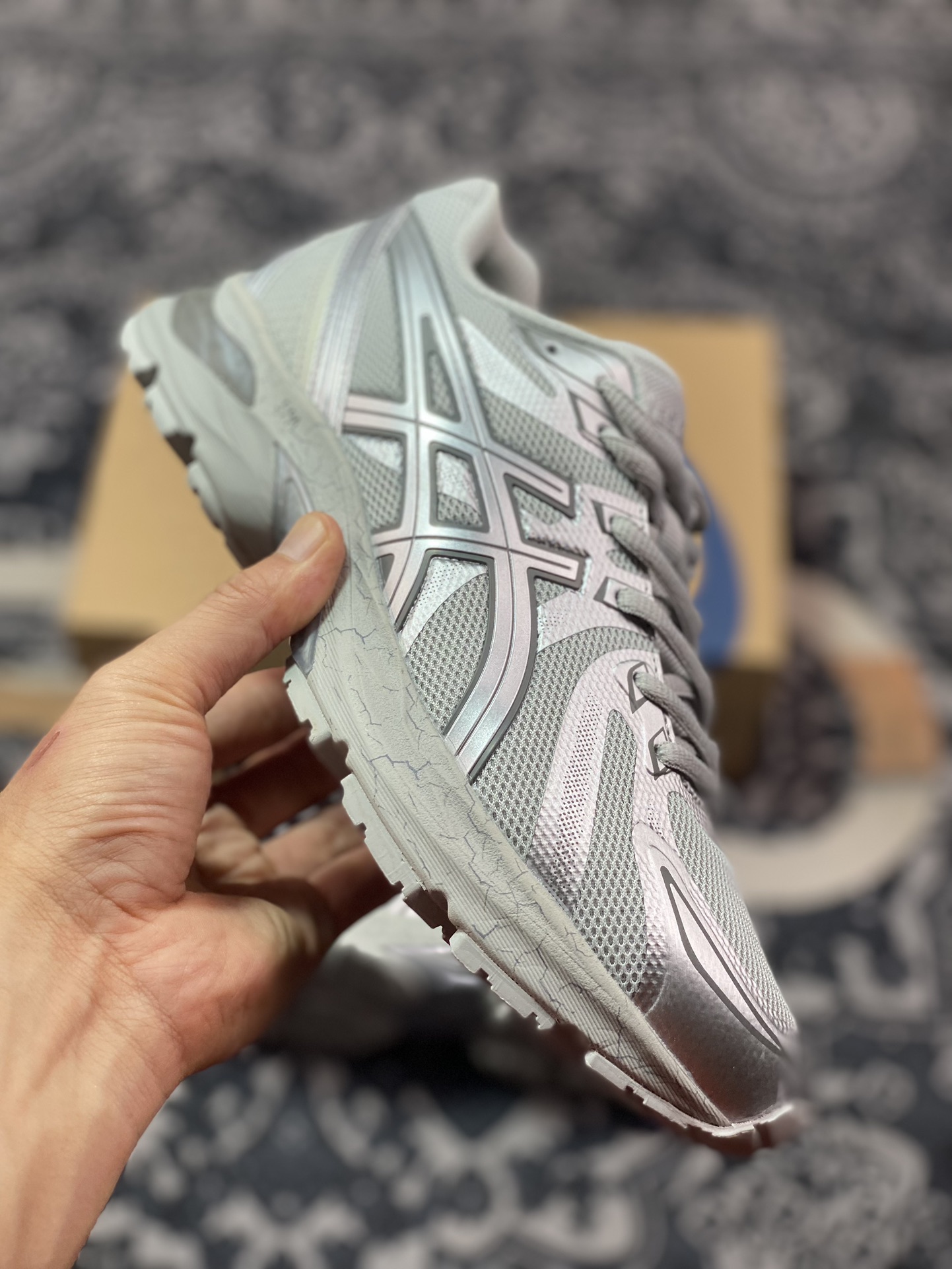 Asics 亚瑟士 GEL-Flux 4 网面拼接 低帮运动休闲跑步鞋 1012B464-020