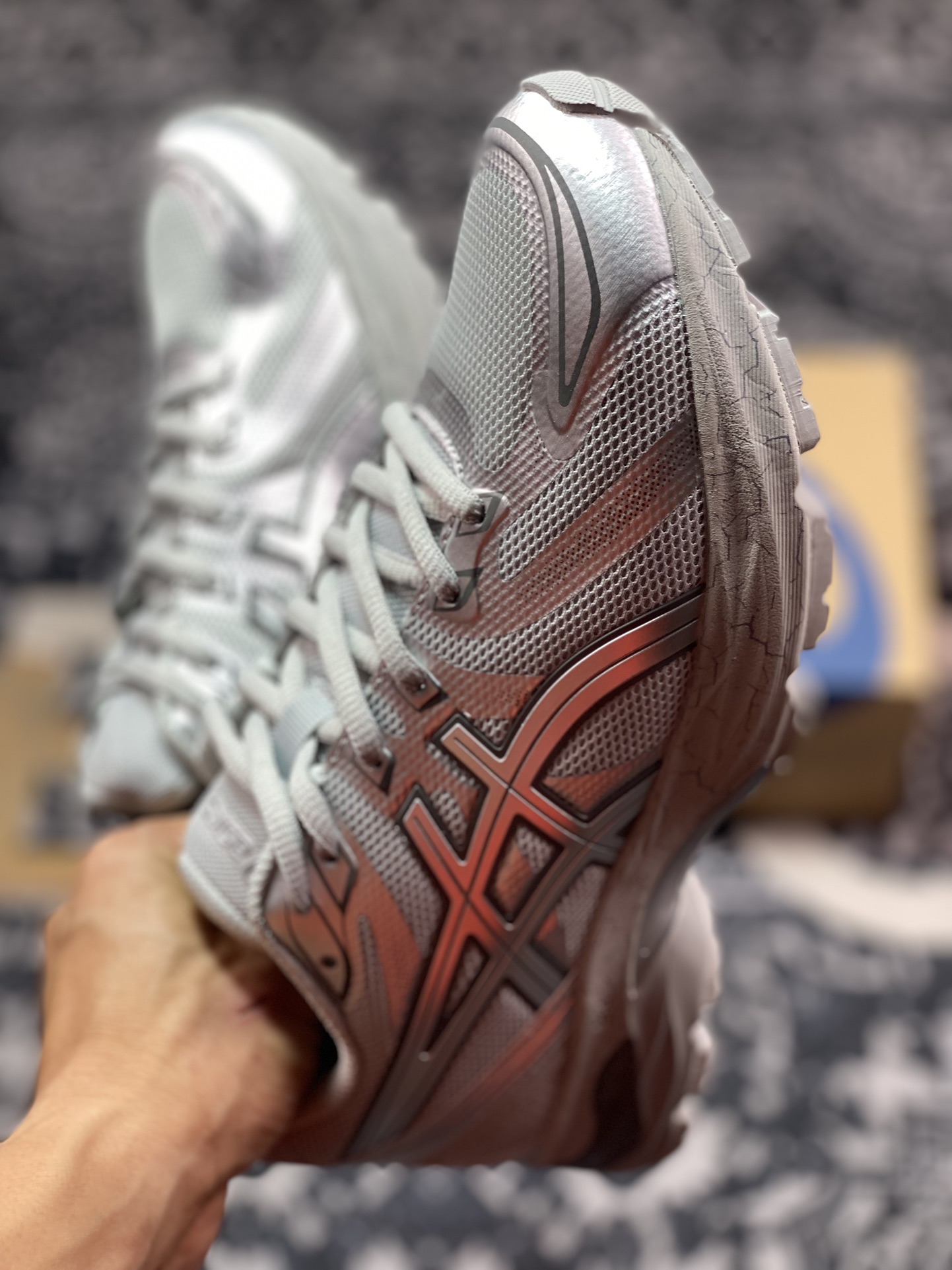 Asics 亚瑟士 GEL-Flux 4 网面拼接 低帮运动休闲跑步鞋 1012B464-020