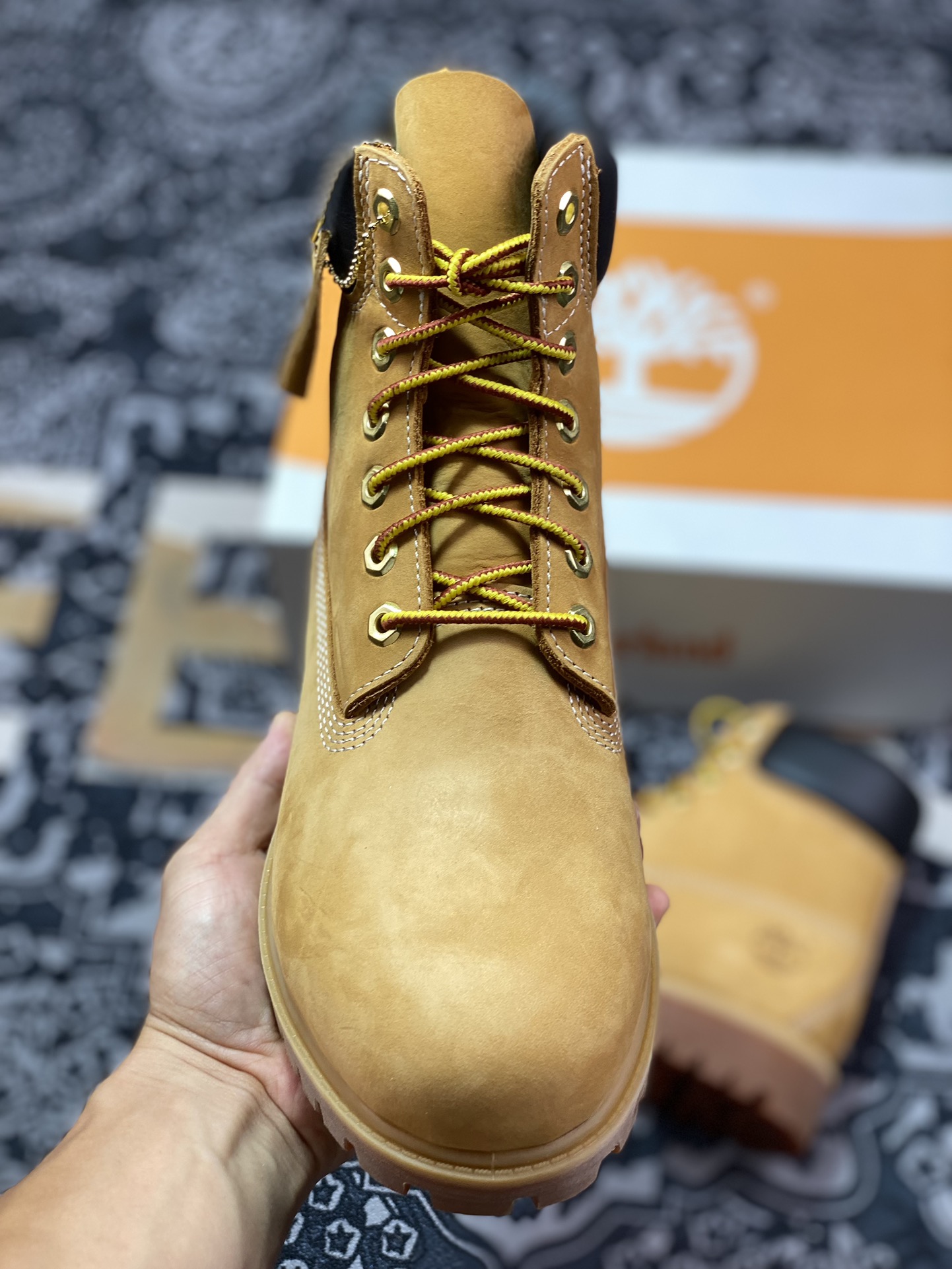 天伯伦Timberland 6 Inch Leather Boots添柏岚经典户外6英寸大黄靴“OG麦黄黑”TB010061-713