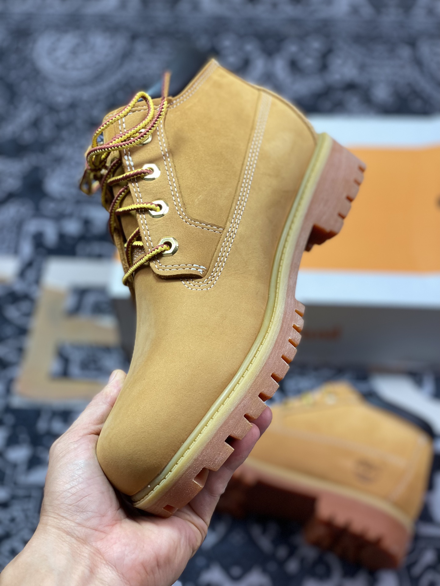 天伯伦Timberland Fatigue Chukka Nubuck Boots经典户外短筒百搭工装马丁靴“麦黄黑”TB023061-231