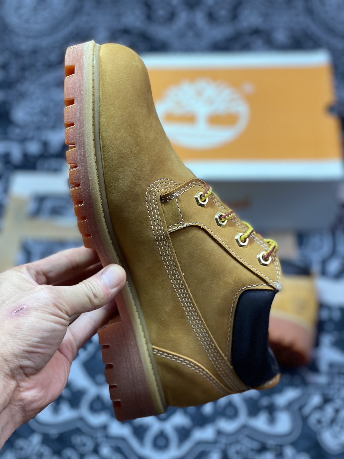 天伯伦Timberland Men's Claic Oxford Waterproof Boots男款低帮防水沙漠工装休闲马丁低靴“麦黄黑”TB073538-713