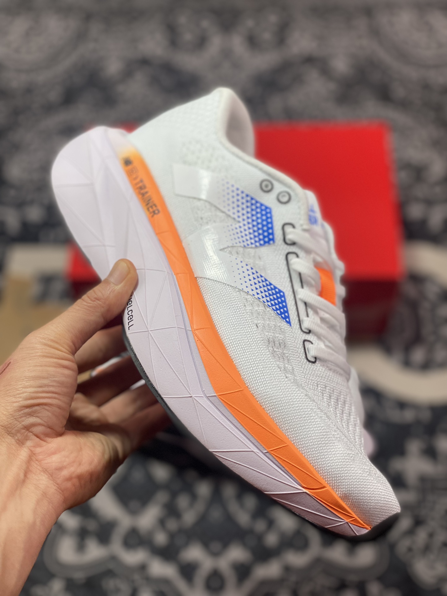 New Balance FuelCell SuperComp Trainer V3 轻量化厚底休闲运动慢跑鞋“网纱白橙蓝渐变”MFCXLR3