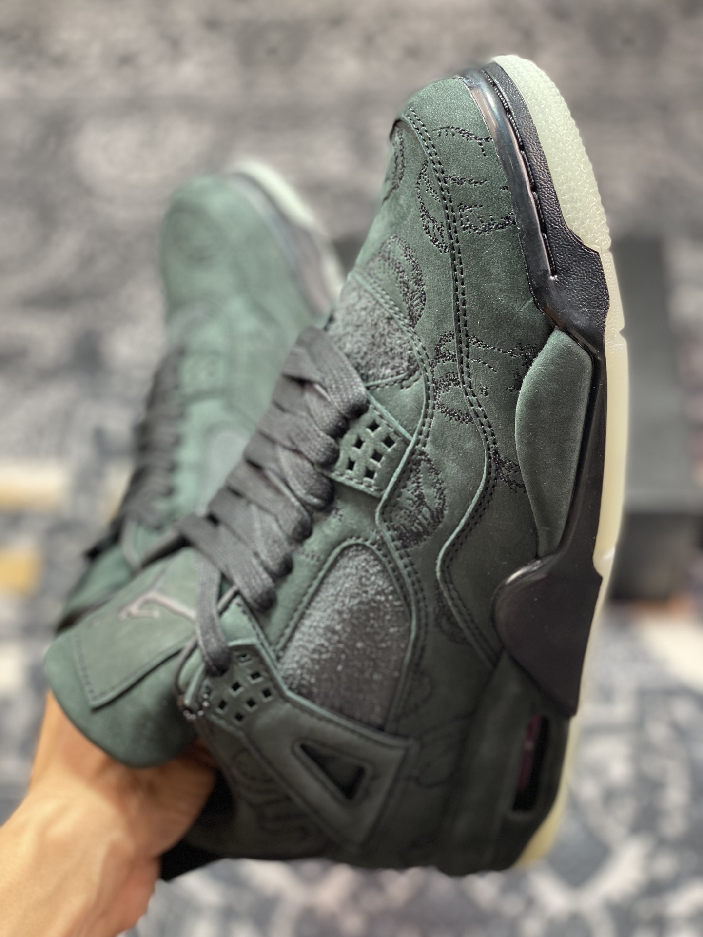 Kaws x Air Jordan 4 AJ4乔4 限量联名 黑麂皮 930155-001 男子文化篮球鞋