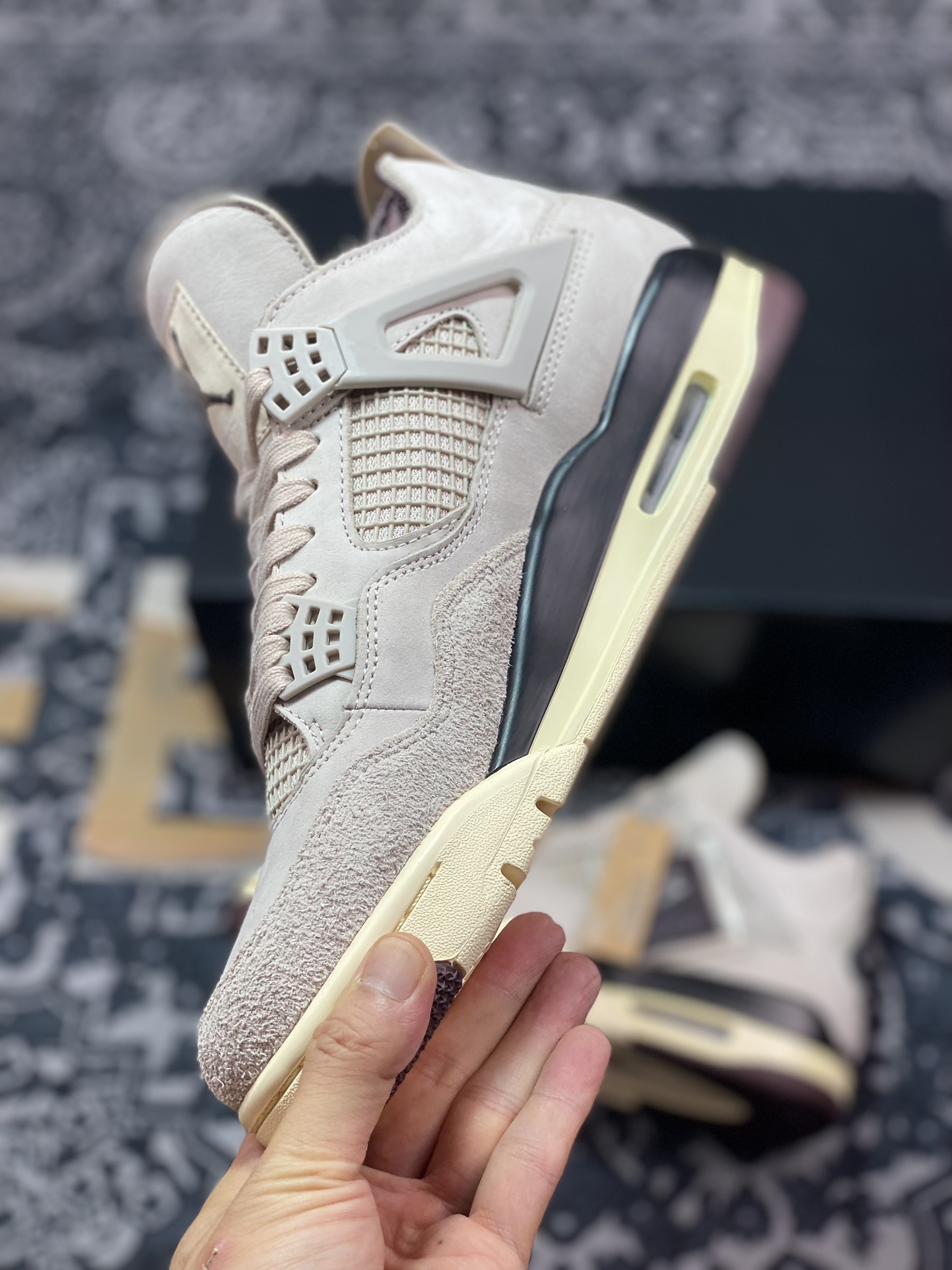 F版 Air Jordan 4 Retro x Ma Maniere ”Foil Stone” 淡粉 潮流复古篮球鞋 FZ4810-200